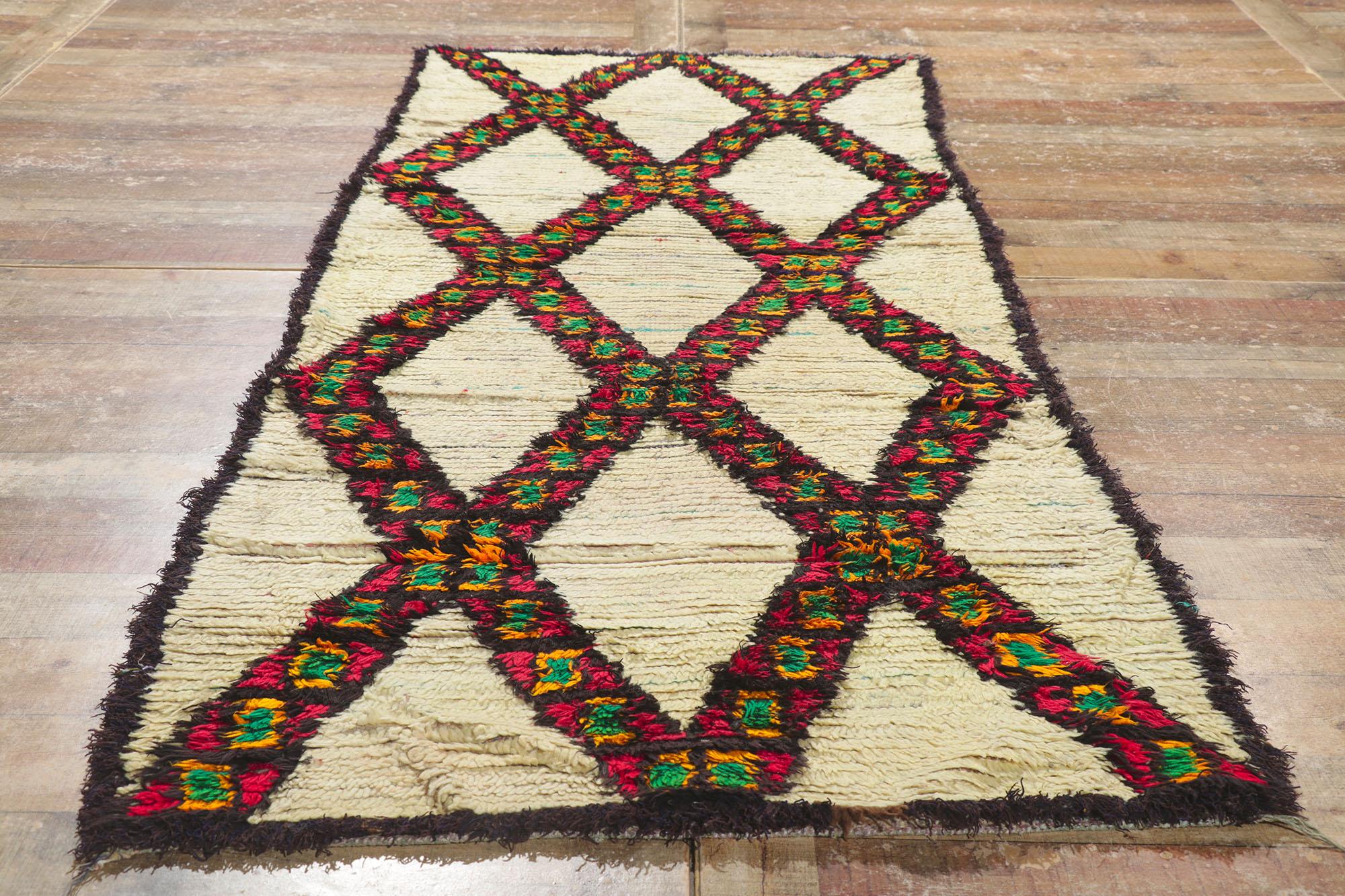 Marokkanischer Azilal-Teppich aus Berber (Wolle) im Angebot