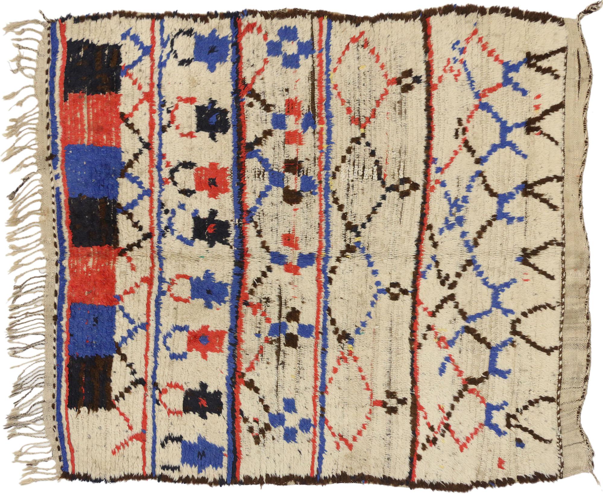 Marokkanischer Azilal-Teppich aus Berber, Gypset Boho Meets Stammeskunst-Enchantment, Vintage im Zustand „Gut“ im Angebot in Dallas, TX