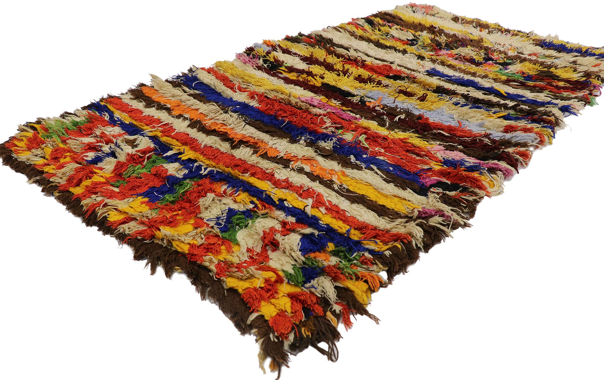 21593 Marokkanischer Berberteppich Azilal, inspiriert von Sol LeWitt 03'00 x 05'02. Dieser handgeknüpfte marokkanische Azilal-Teppich aus Baumwolle und Wolle mit abstraktem, linearem Design, unglaublichen Details und Textur ist eine fesselnde Vision