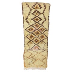 Marokkanischer Azilal-Teppich aus Berber, Wabi-Sabi Meets Neutral Boho Chic, Vintage