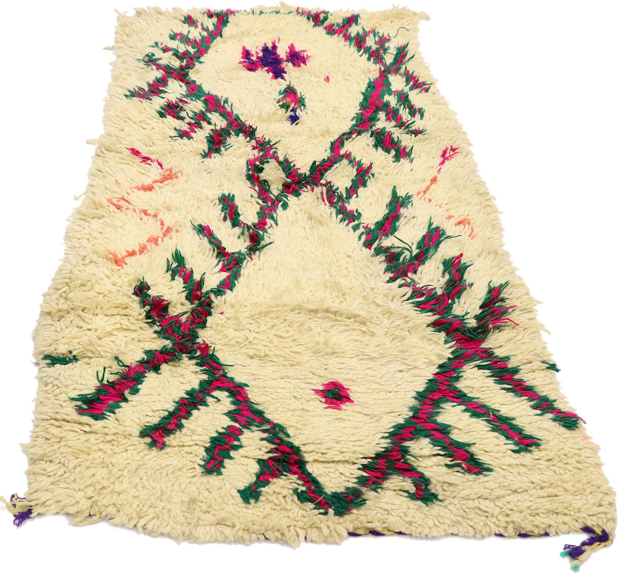 Marokkanischer Azilal-Teppich aus Berber mit böhmischem Stammesstil (Böhmisch) im Angebot
