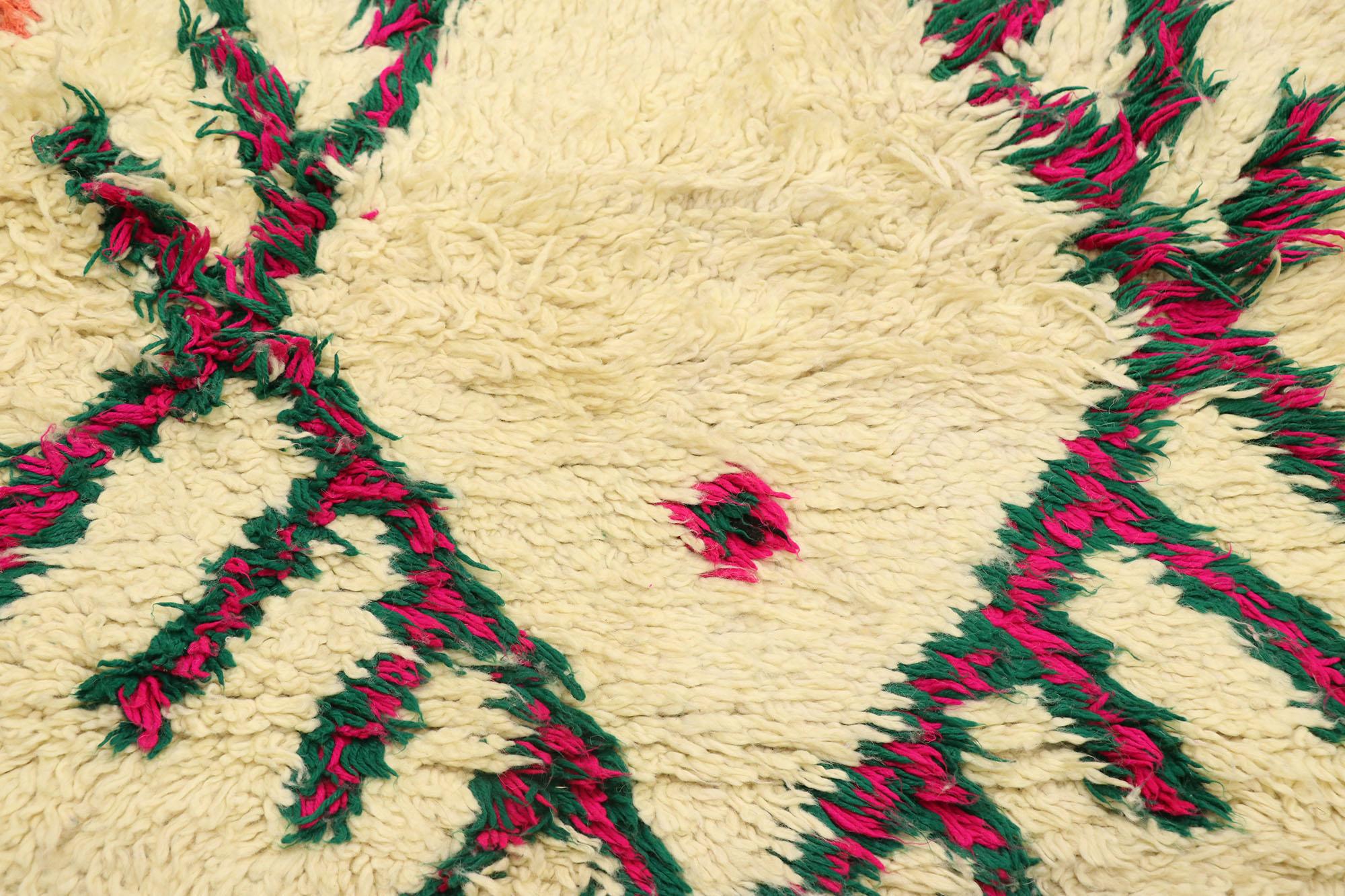 Marokkanischer Azilal-Teppich aus Berber mit böhmischem Stammesstil (Handgeknüpft) im Angebot