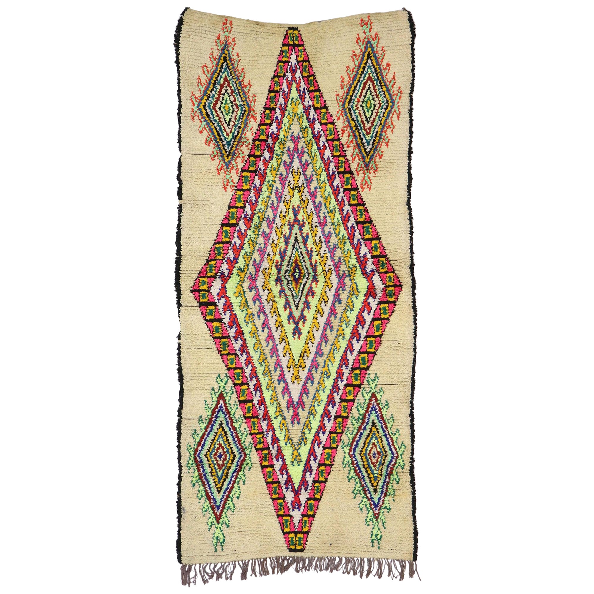 Tapis Azilal berbère marocain vintage avec style tribal bohème