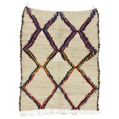 Vintage Berber Moroccan Azilal Rug with Diamond Trellis and Modern Tribal Style Vintage Berber Moroccan Azilal Rug with Diamond Trellis and Modern Tribal Style