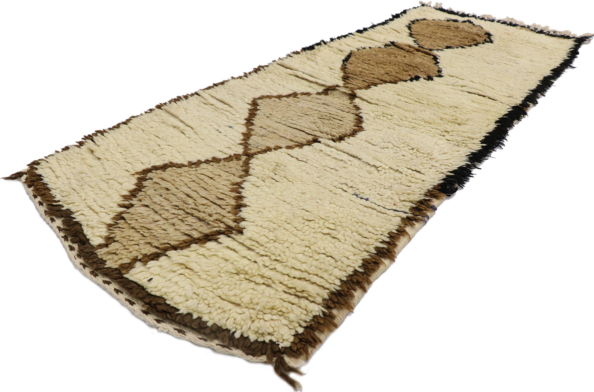 21660 vintage Berber Moroccan Azilal rug with Mid-Century Modern style 02'03 x 05'10. With its simplicity, Mid-Century Modern style, incredible detail and texture, this hand knotted wool vintage Berber Moroccan Azilal rug is a captivating vision of