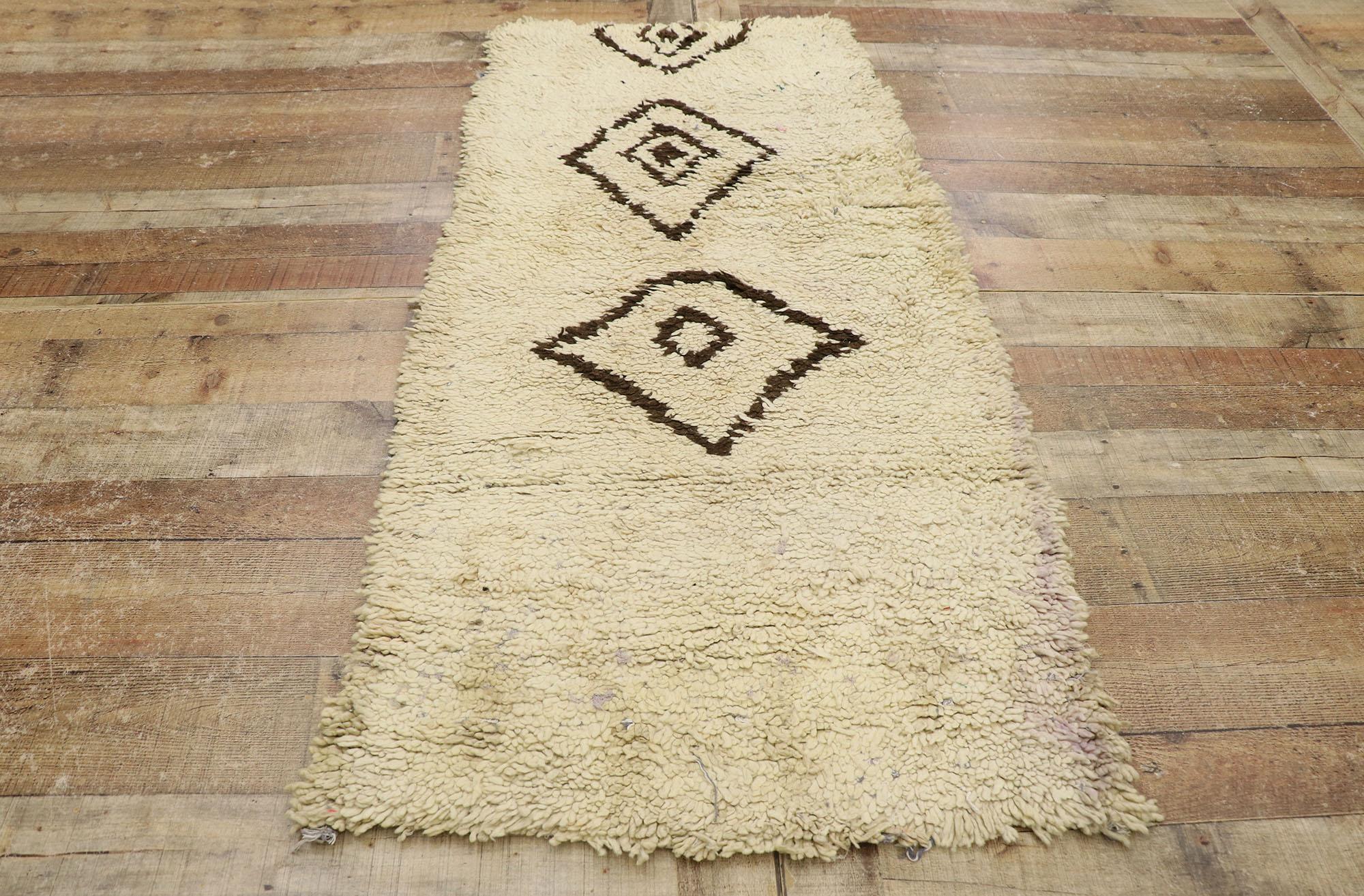 Vintage Berber Moroccan Azilal Rug with Mid-Century Modern Style For Sale 1