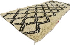 The Chevron Veil: A Vintage Moroccan Azilal Masterpiece of Tribal Elegance