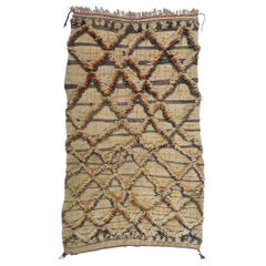 Marokkanischer Azilal Souf-Teppich aus Berber, Cozy Boho Chic Meets Stammeskunst-Enchantment, Vintage