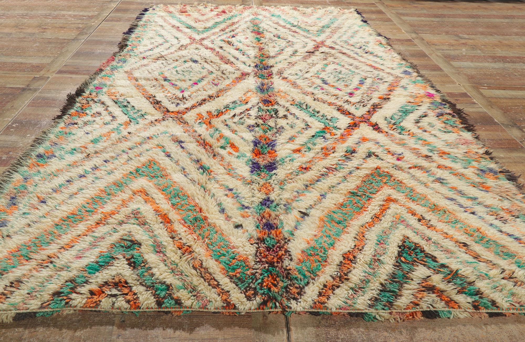 Marokkanischer Beni M'guild-Teppich aus Berber (Wolle) im Angebot