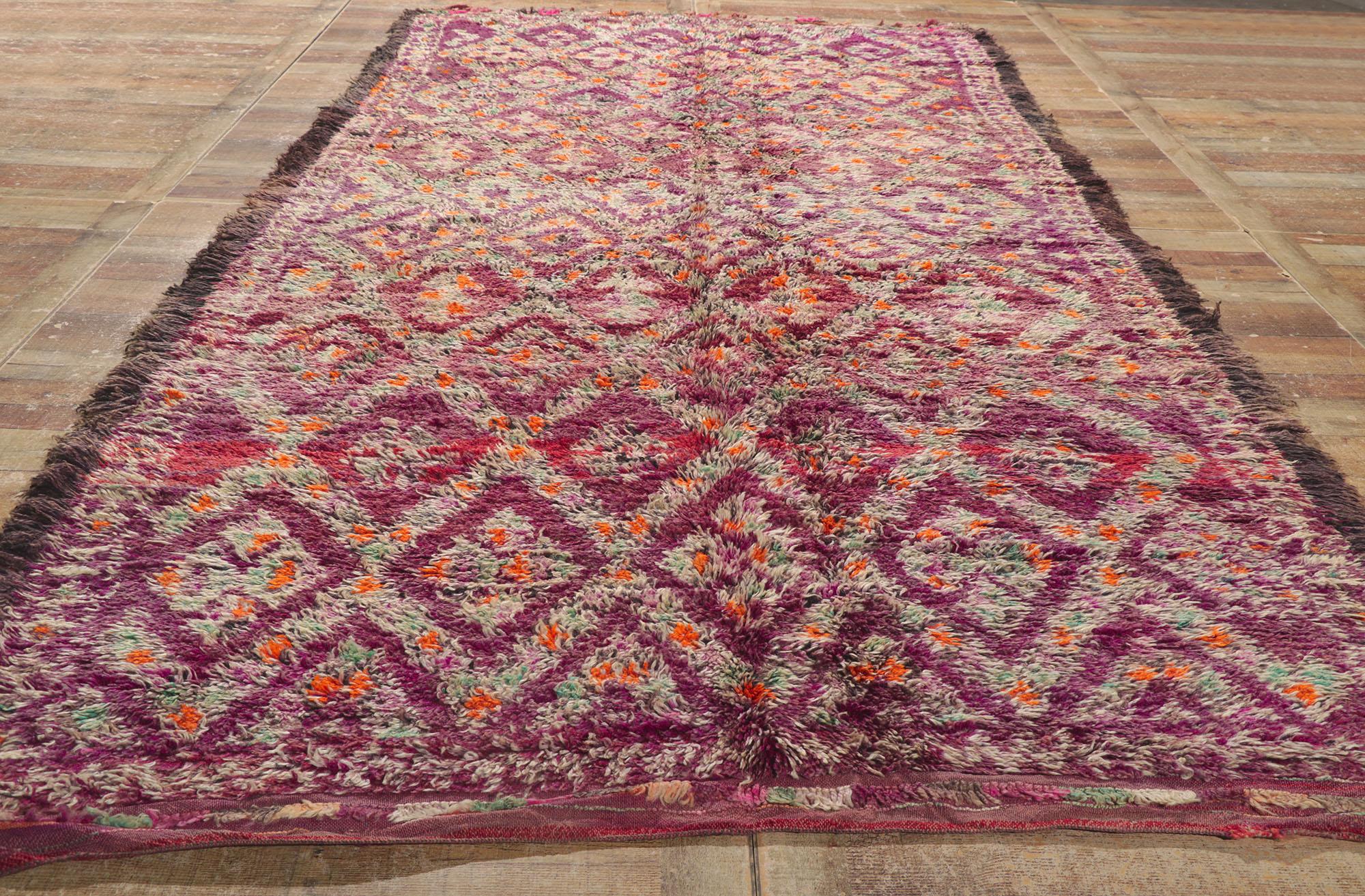 Vintage Berber Moroccan Beni M'Guild Rug with Bohemian Style For Sale 1