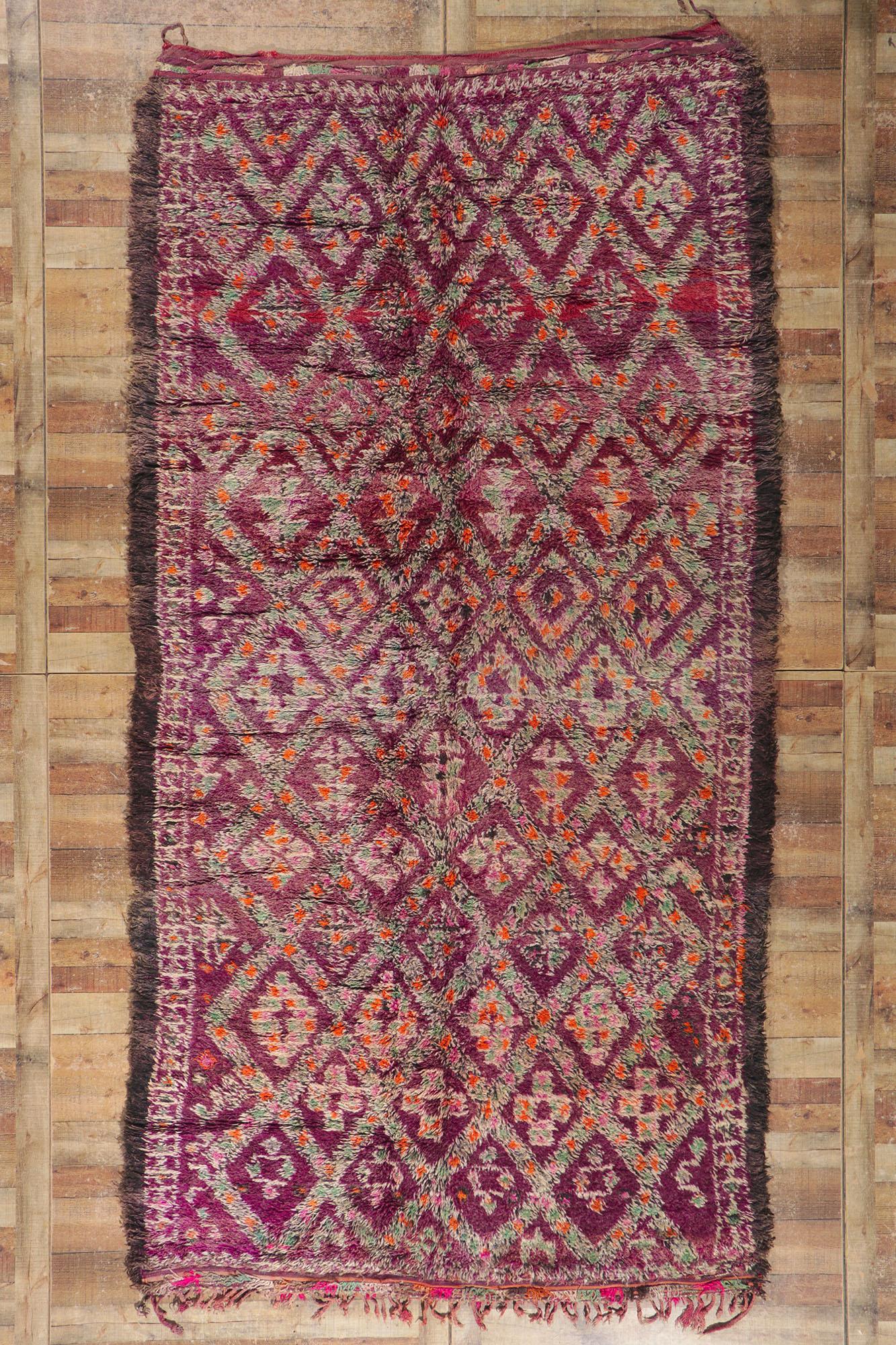 Vintage Berber Moroccan Beni M'Guild Rug with Bohemian Style For Sale 2