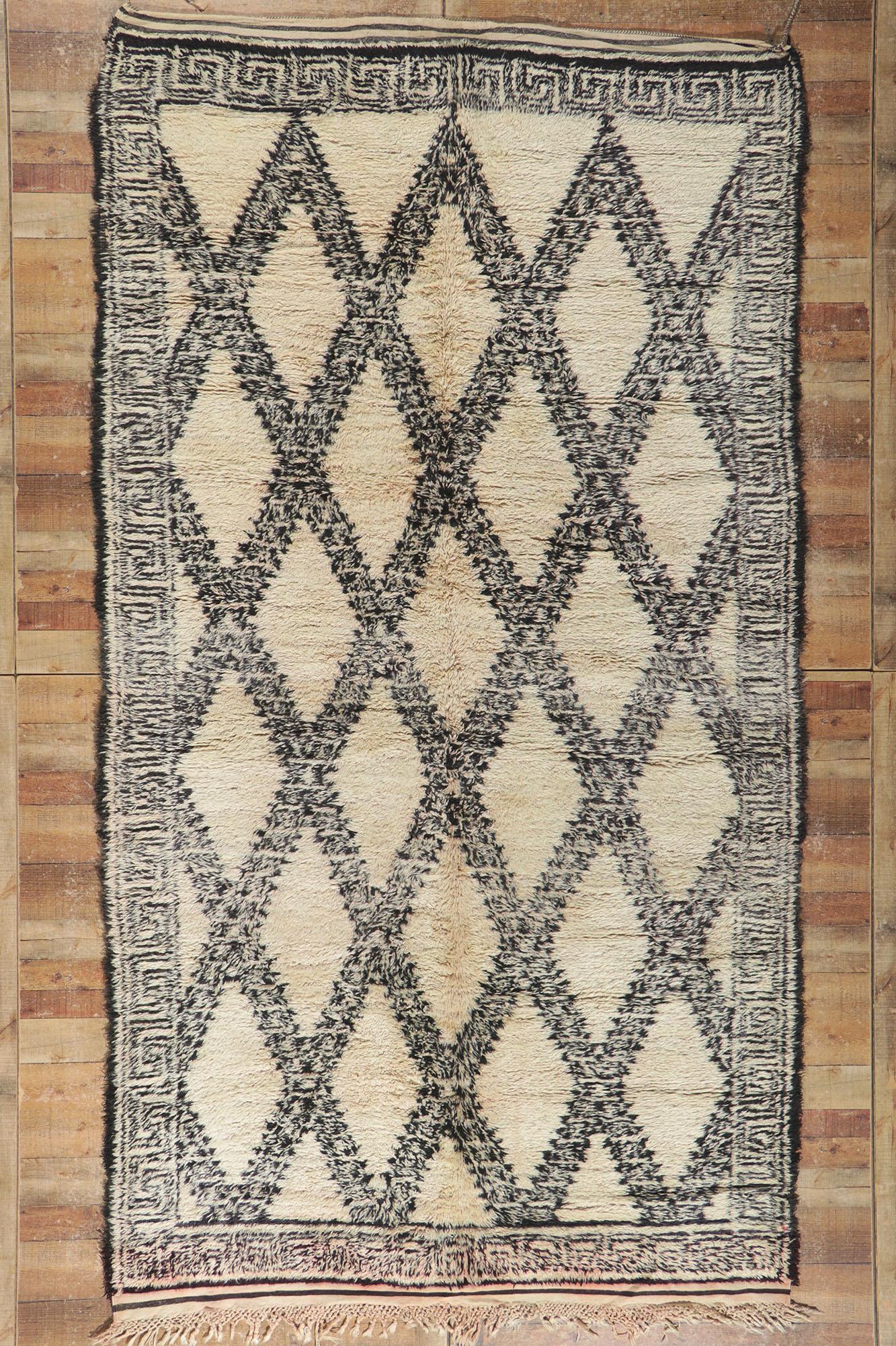 Vintage Moroccan Beni Ourain Rug, Cozy Boho Meets Cycladic Style For Sale 4