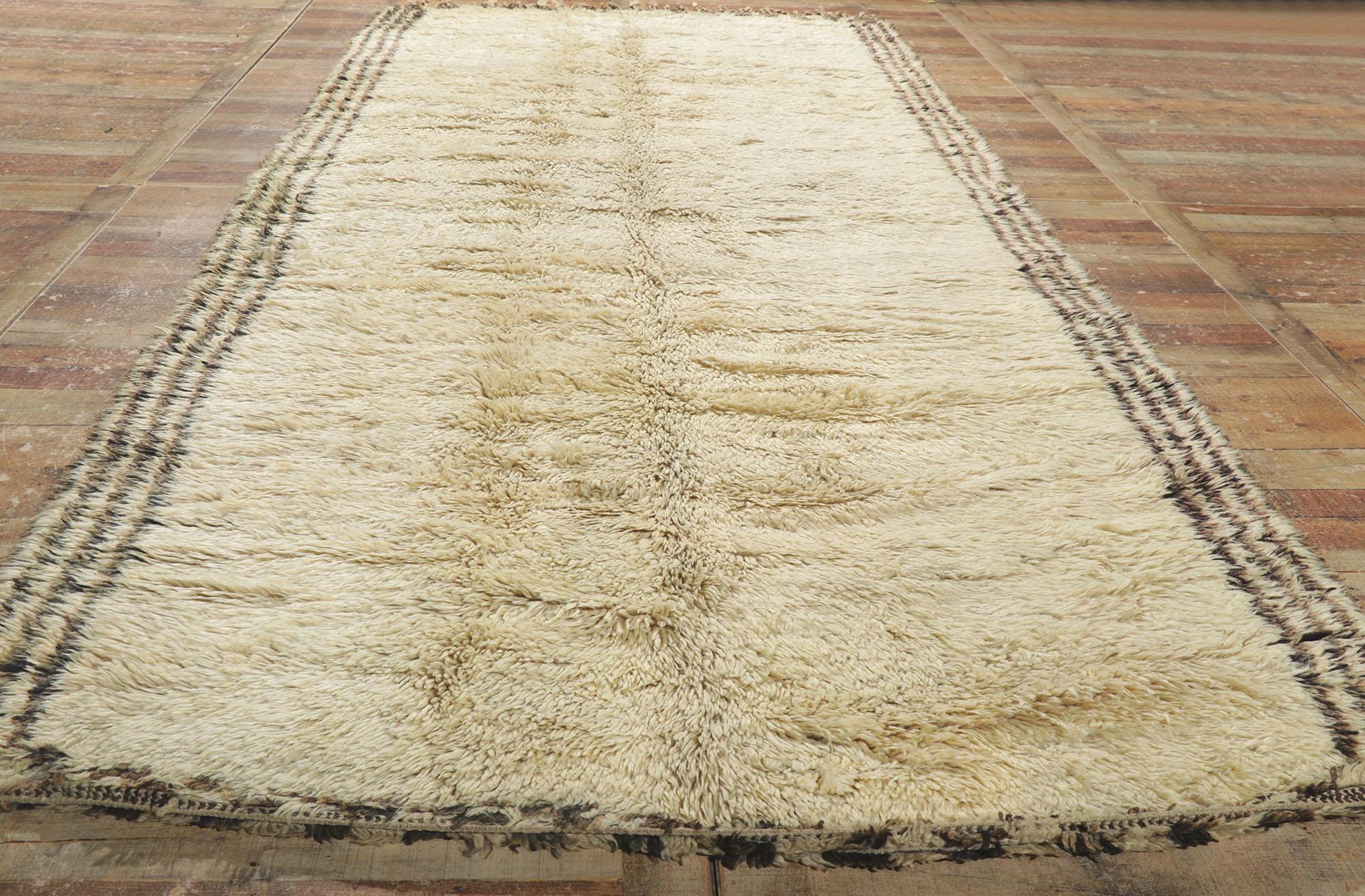 Vintage Berber Moroccan Beni Ourain Rug with Minimalist Style For Sale 1