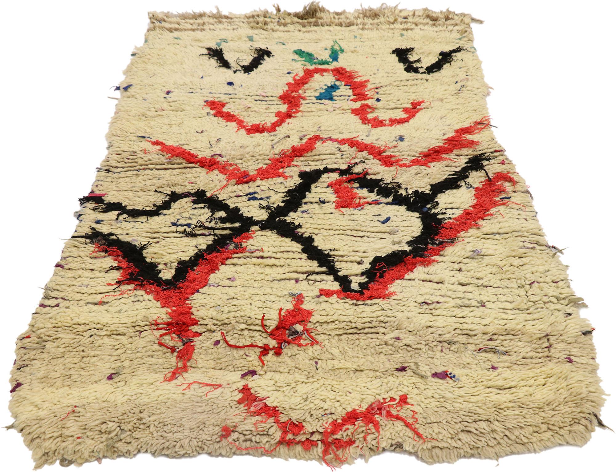 Postmoderne Tapis berbère marocain Boucherouite vintage de style tribal bohème en vente