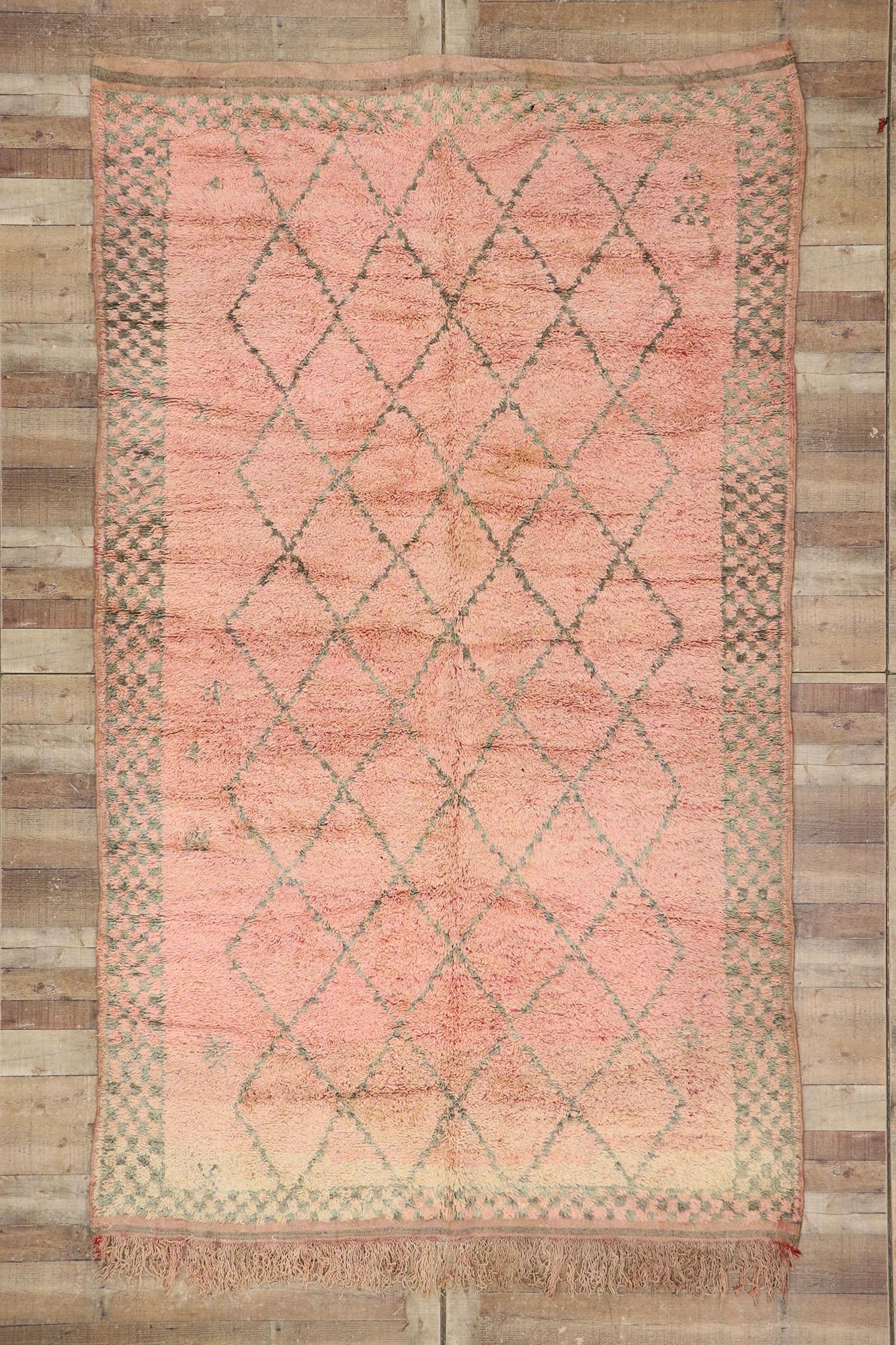 Vintage Berber Moroccan Boujad Rug with Bohemian Style For Sale 1