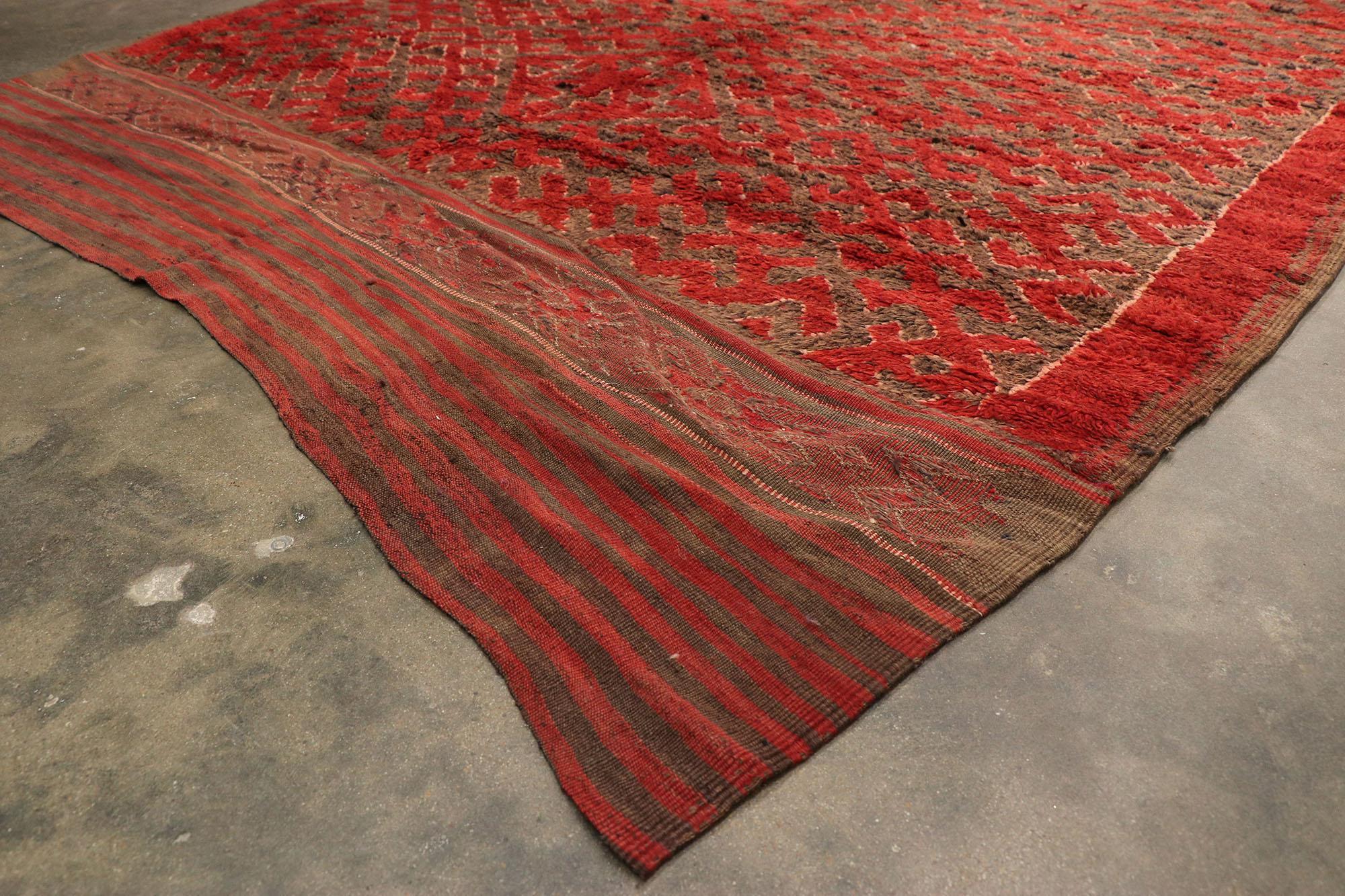 1960 Berber Tribes of Morocco Tappeto marocchino extra lungo, 06'03 x 20'00 in vendita 2