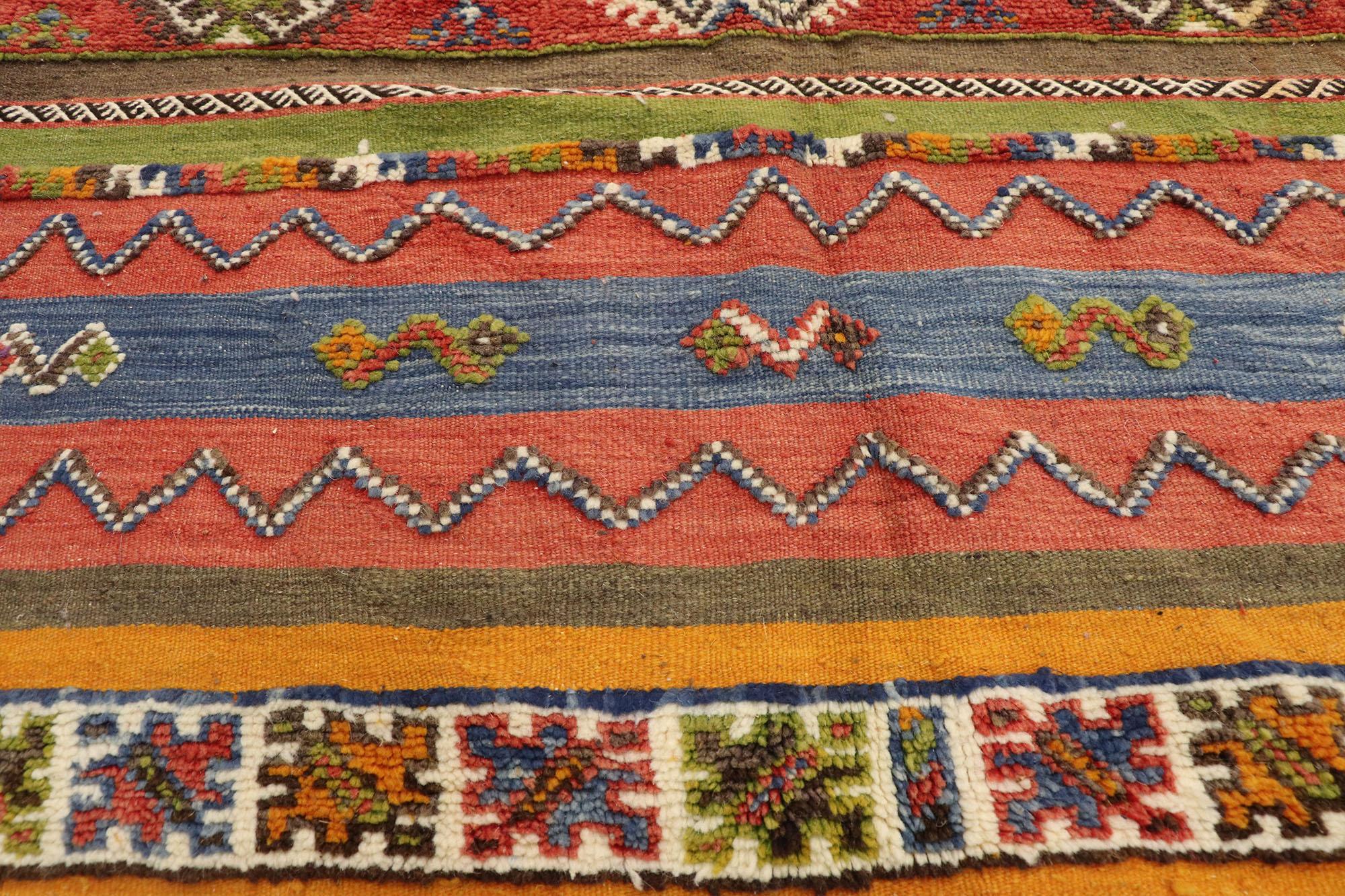 Vintage Berber Moroccan Kilim Glaoui Rug with Modern Tribal Style In Good Condition In Dallas, TX