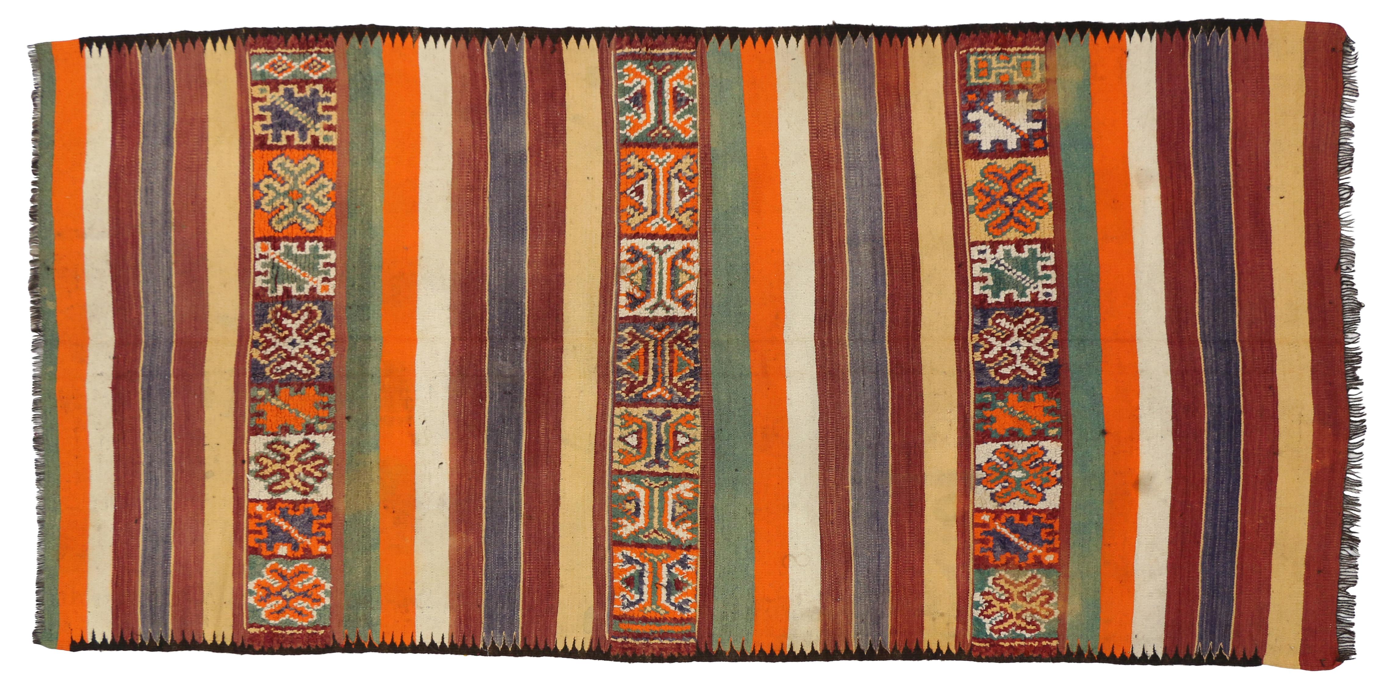 20th Century Vintage Berber Moroccan Kilim Rug with Modern Cabin Style, Flat-weave Kilim Rug