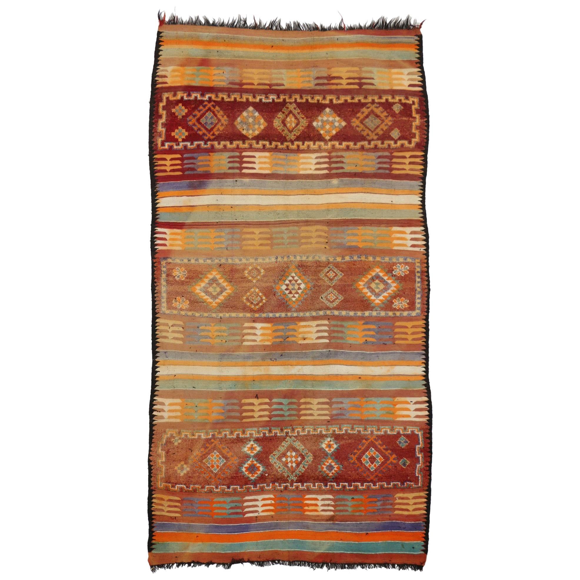 Vintage Berber Moroccan Kilim Rug with Modern Cabin Style, Flat-weave Kilim Rug