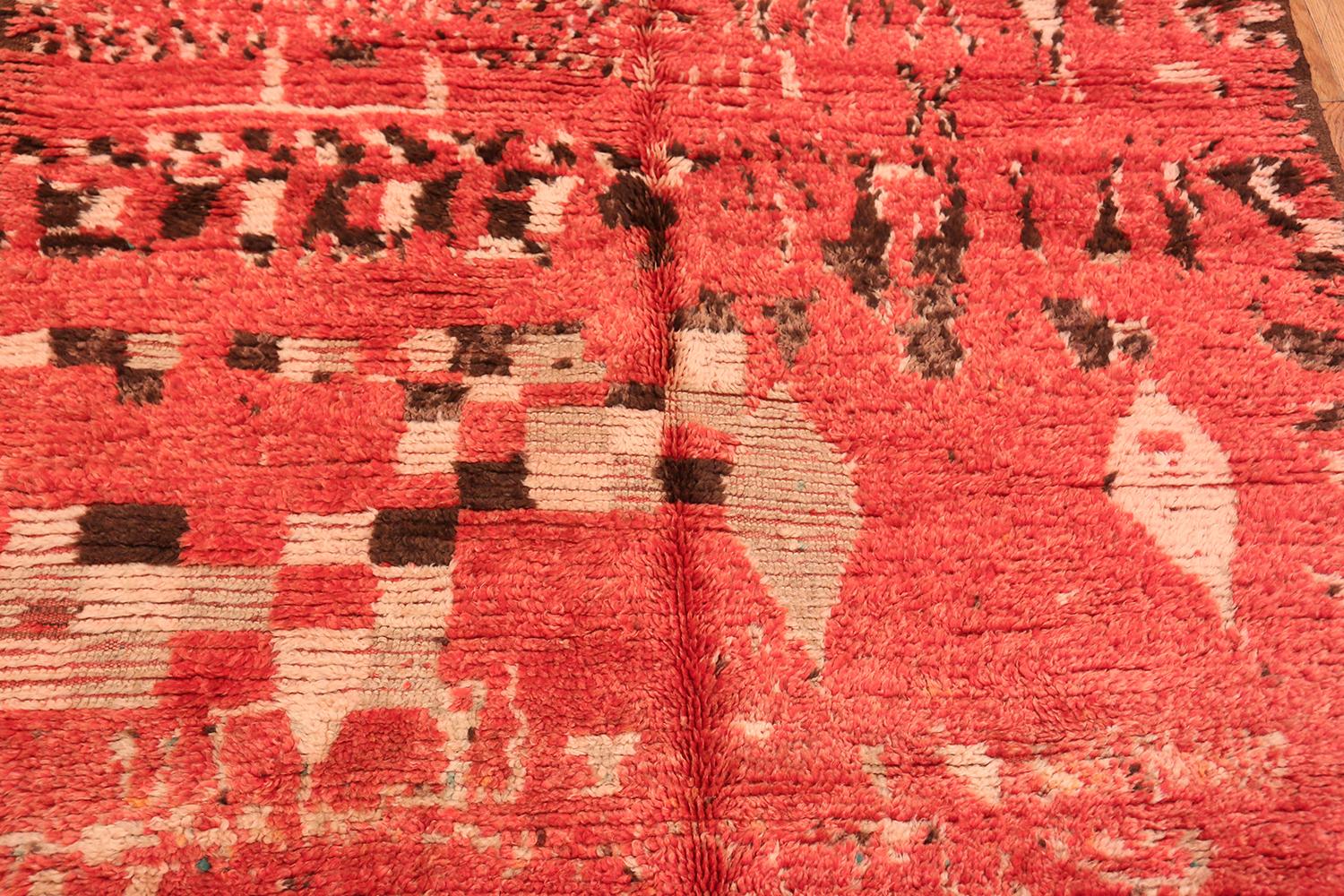 Hand-Knotted Vintage Berber Moroccan Red Rug. Size: 5 ft. 1 in x 11 ft. 5 in