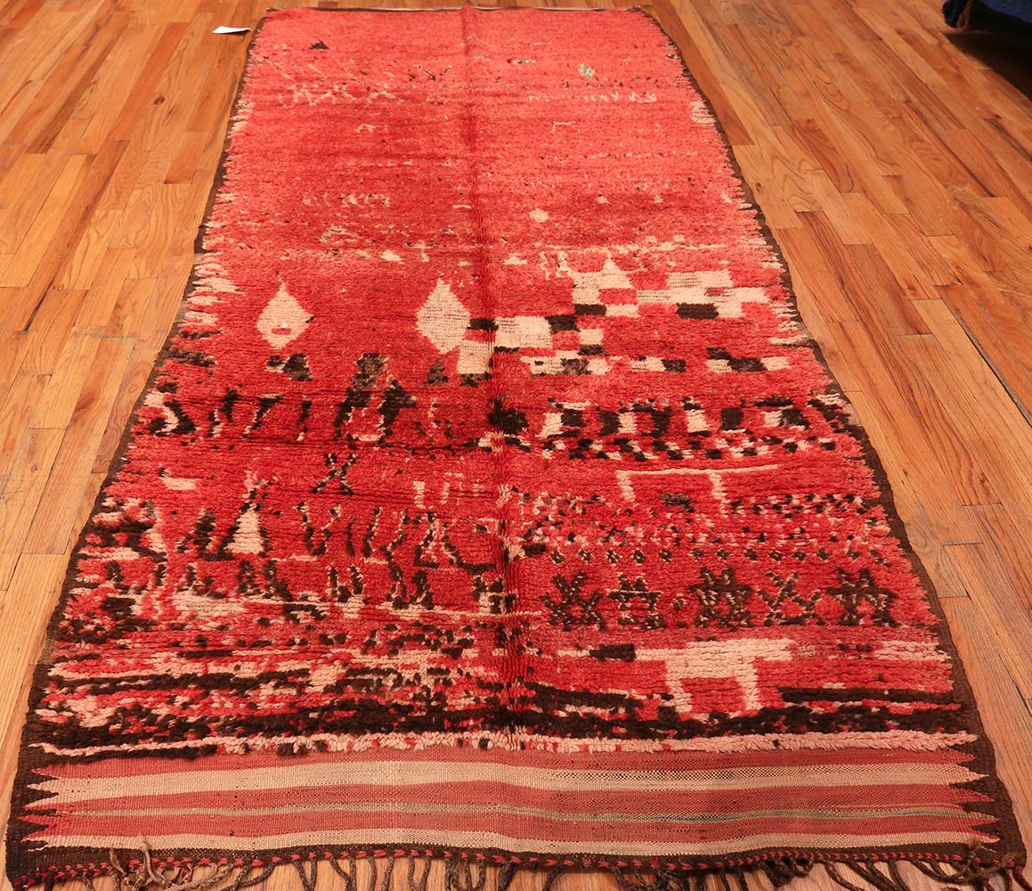 Wool Vintage Berber Moroccan Red Rug. Size: 5 ft. 1 in x 11 ft. 5 in