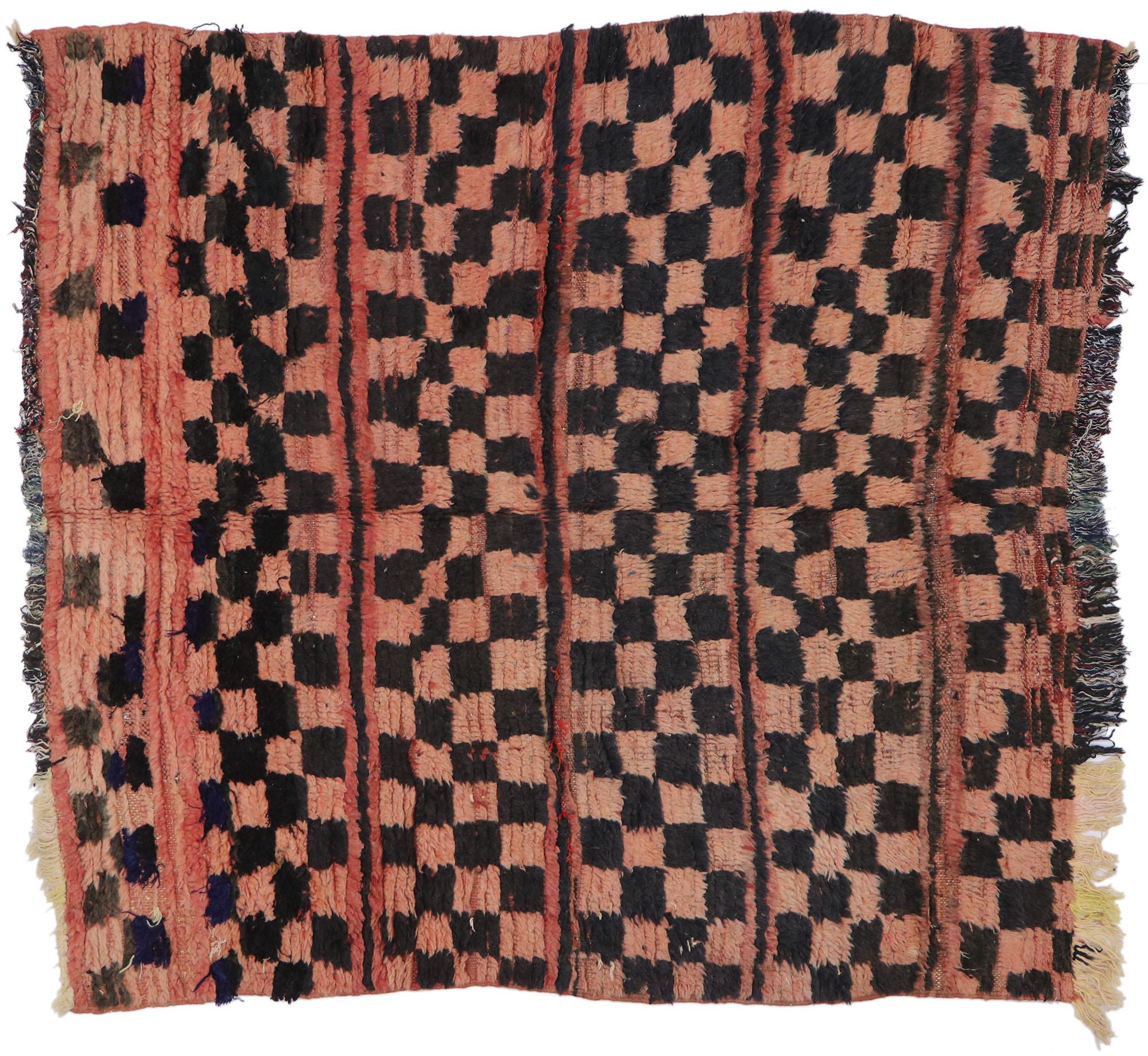 Vintage Berber Moroccan Rug, Boujad Saddlebag with Bauhaus Style For Sale 2