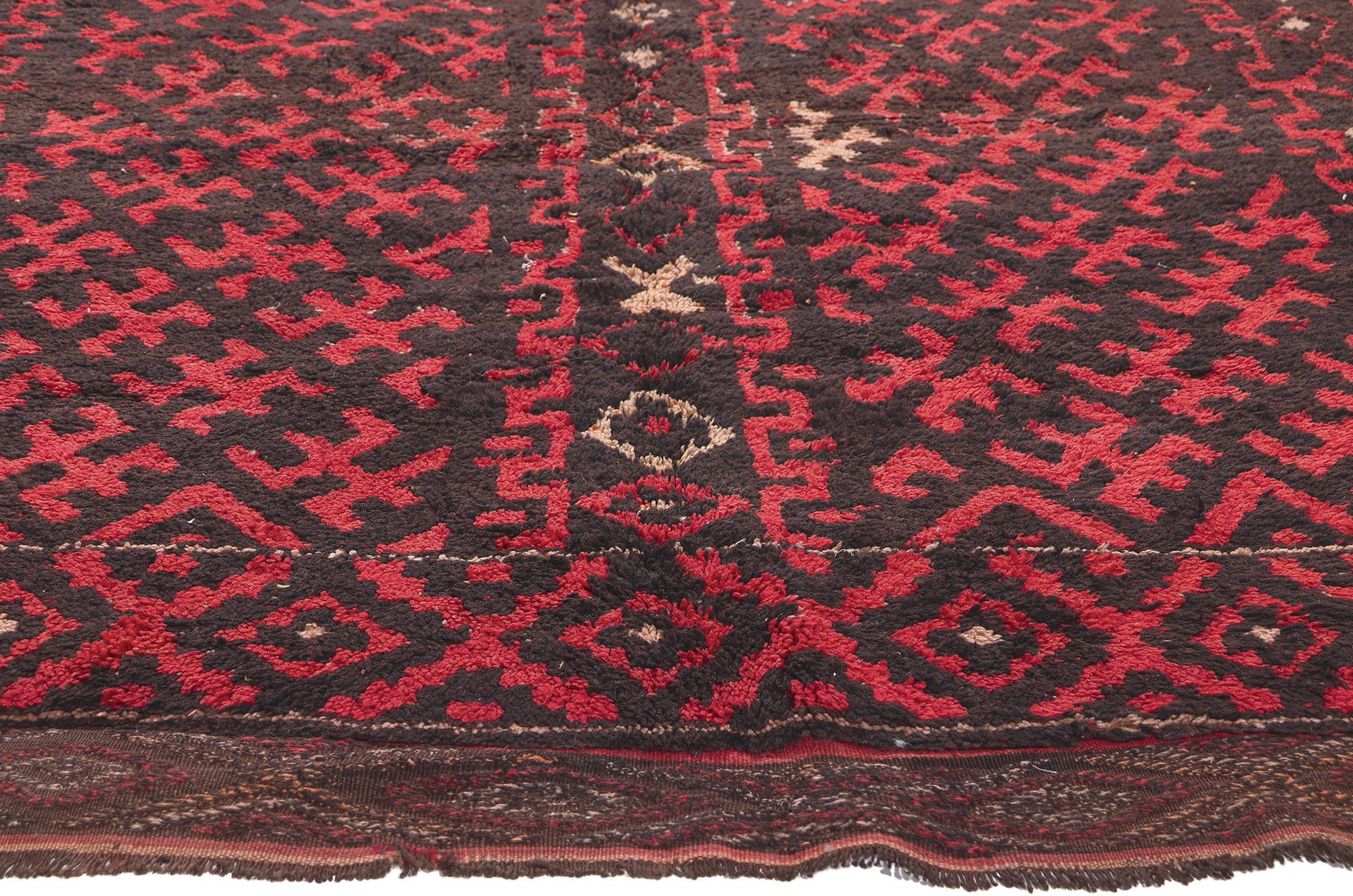 Hand-Knotted Vintage Taznakht Moroccan Rug, Cozy Nomad Meets Pacific Northwest Style For Sale