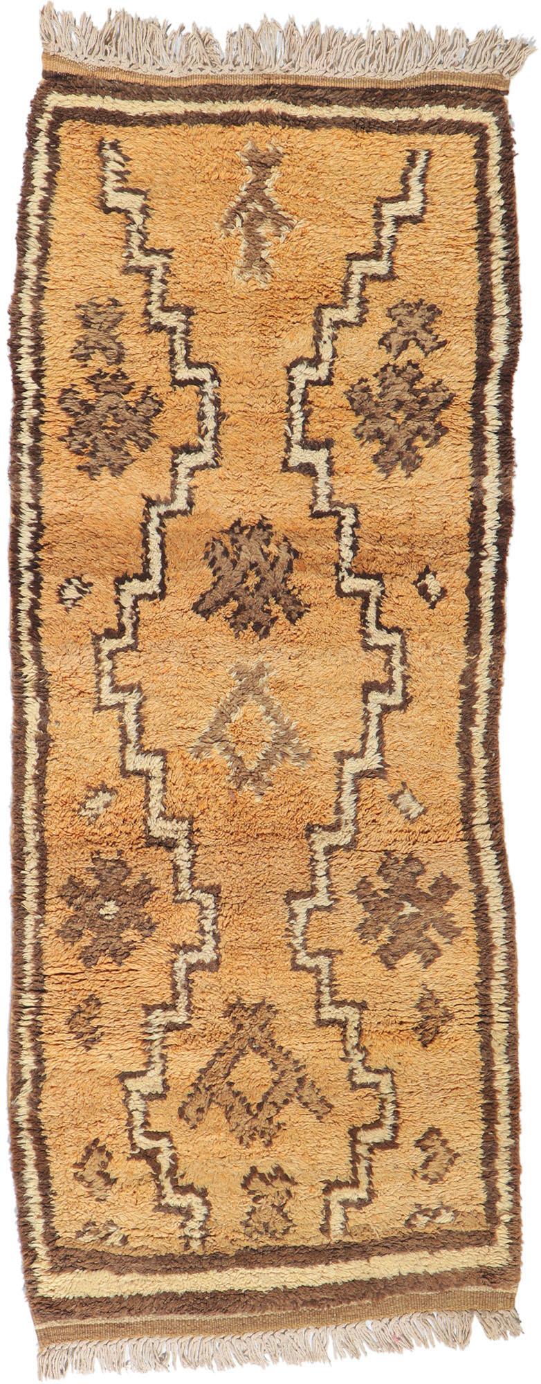Vintage Berber Moroccan Rug, Organic Modern Collides with Nomadic Charm 2