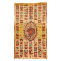 Vintage Berber Moroccan Rug in Traditional Style