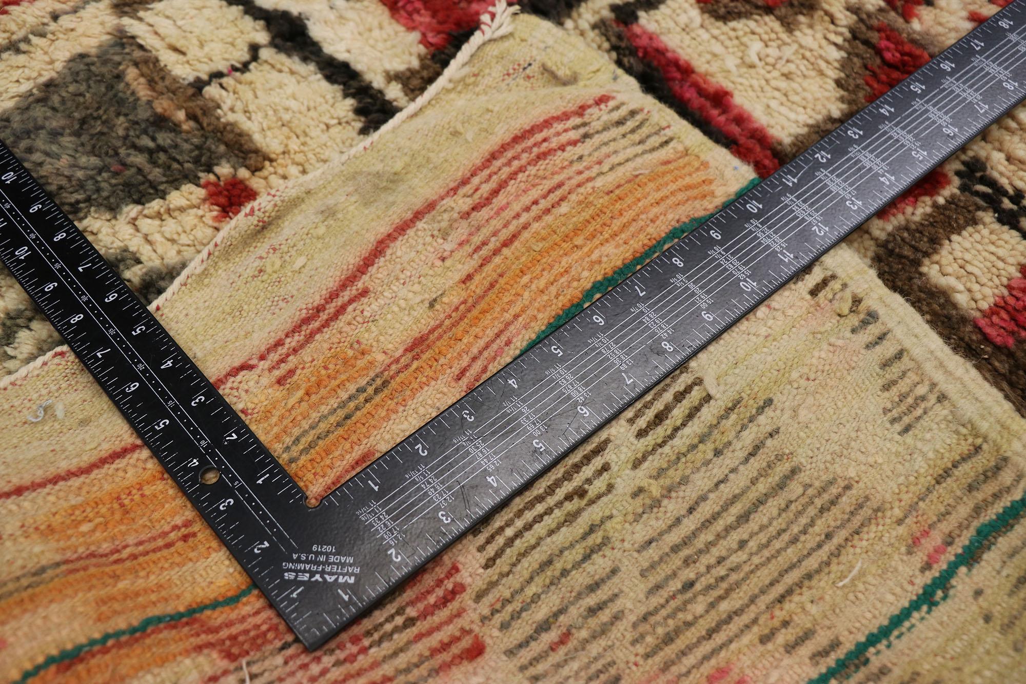 Vintage Berber Moroccan Rug with Bauhaus Style In Good Condition For Sale In Dallas, TX