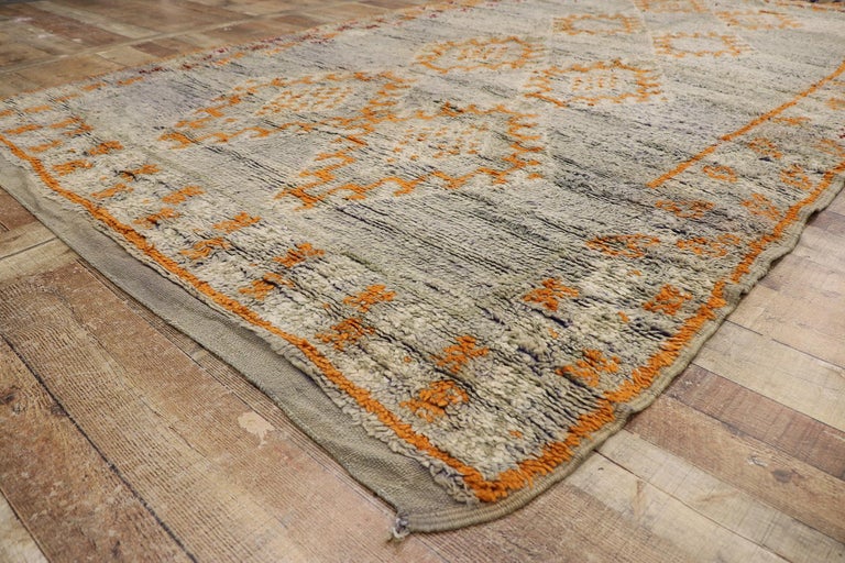 20th Century Vintage Berber Moroccan Rug with Bohemian Style For Sale