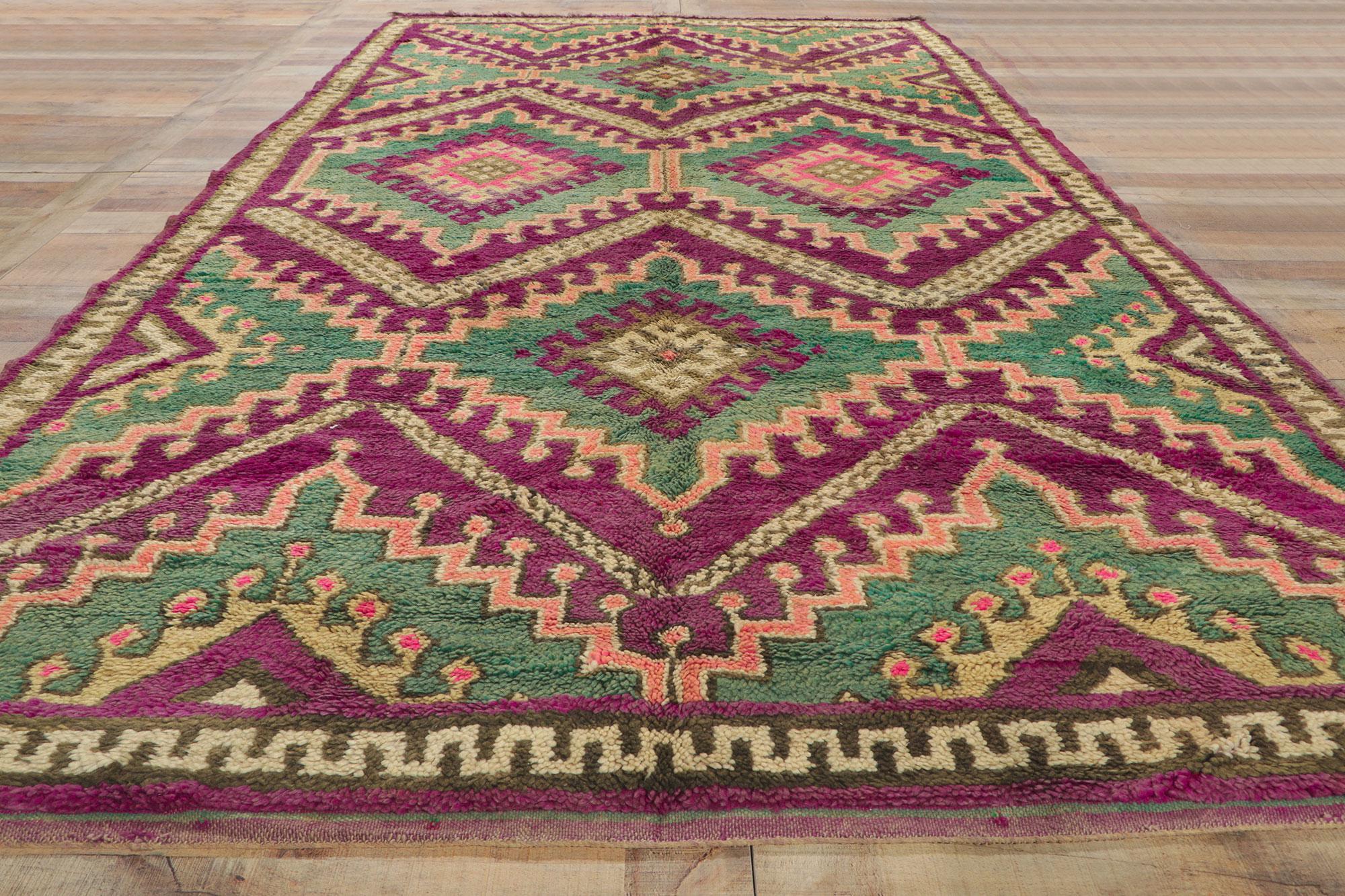 Vintage Berber Moroccan Rug with Bohemian Style For Sale 1