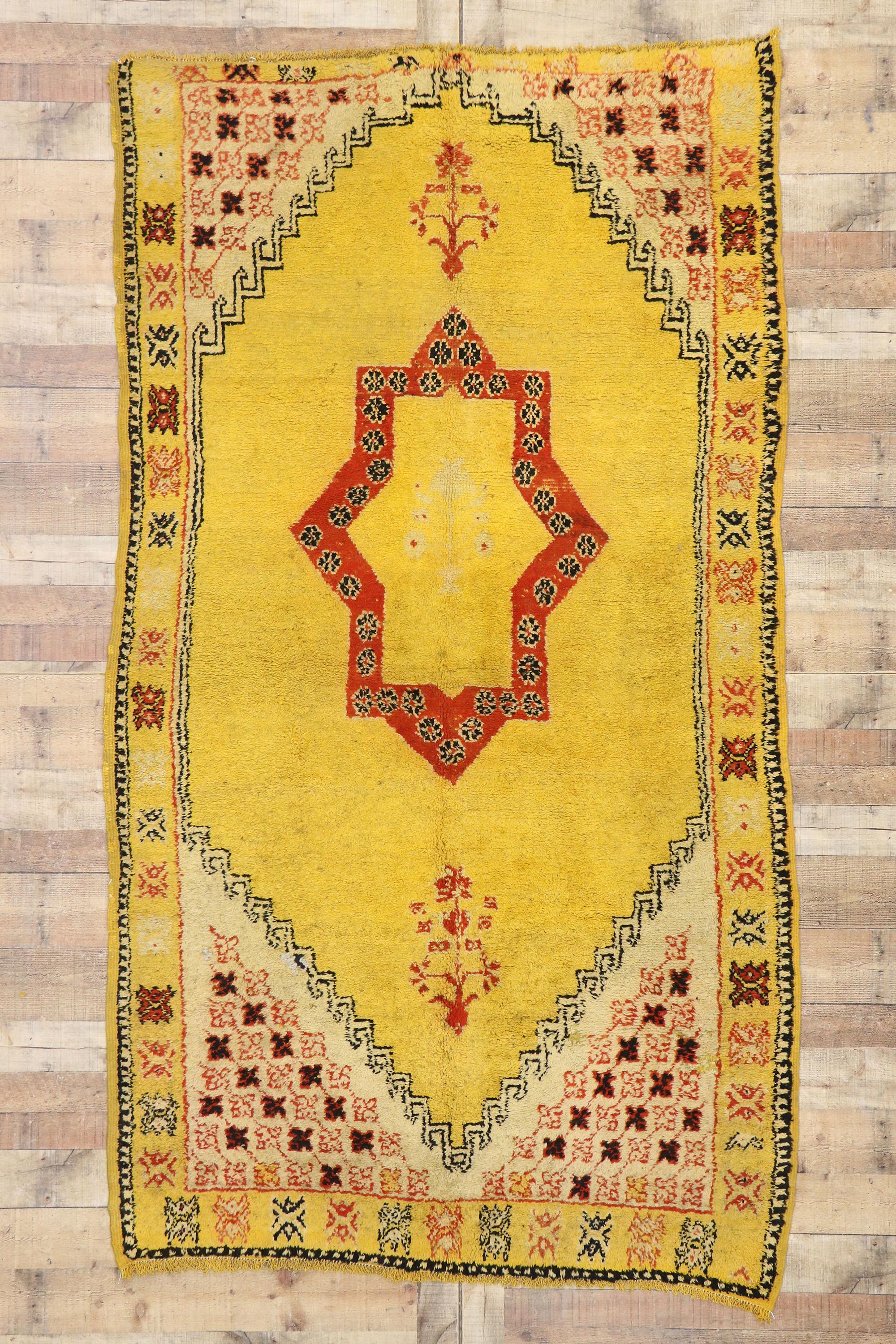 Vintage Berber Moroccan Rug with Bohemian Style 2