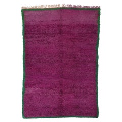 Tapis marocain Beni MGuild violet vintage, Maximalism rencontre le style expressionniste