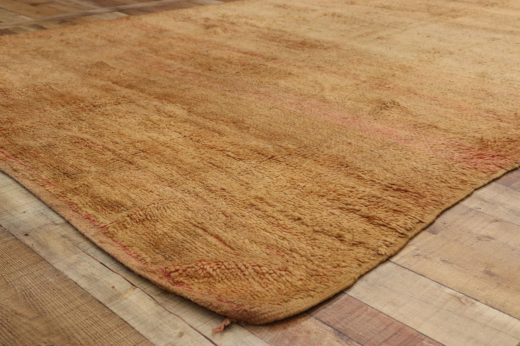 Tapis marocain berbère vintage avec des vibrations hygiéniques douillettes Bon état - En vente à Dallas, TX