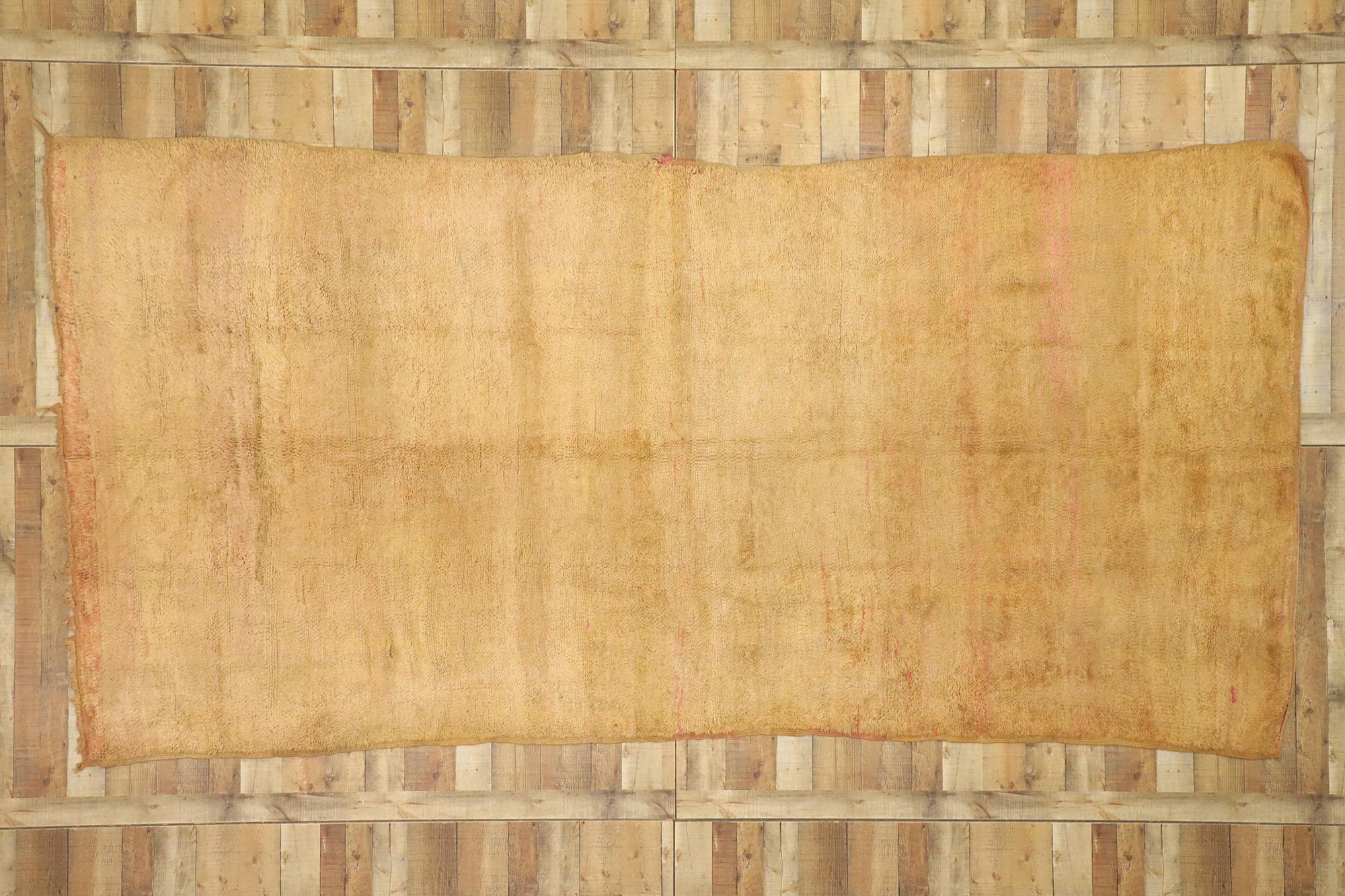 Laine Tapis marocain berbère vintage avec des vibrations hygiéniques douillettes en vente