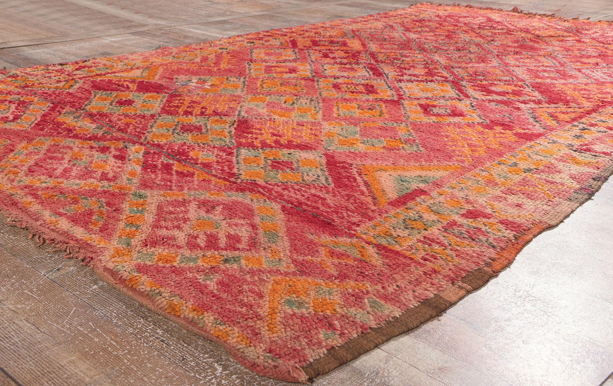 Vintage Talsint Moroccan Rug, Boho Jungalow Meets Nomadic Charm In Good Condition For Sale In Dallas, TX