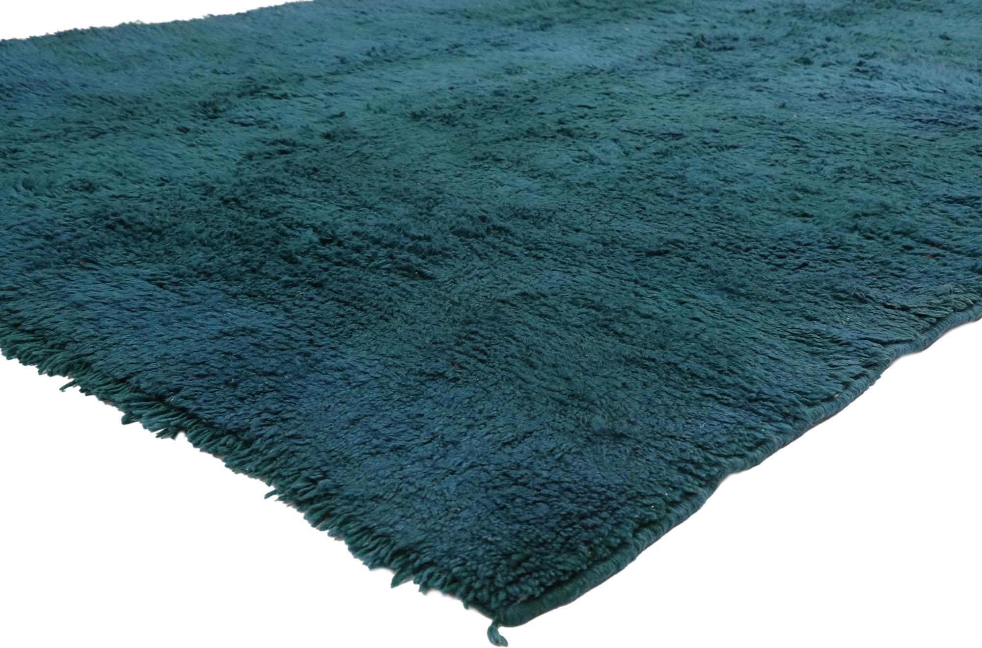 20918, Vintage Berber Moroccan Rug with Mid-Century Modern Style Contemporary Style. Effortless, elegant, and casual meets the eye in this hand knotted wool vintage Berber Moroccan rug. It features vibrant peacock blue hues and softly gradated