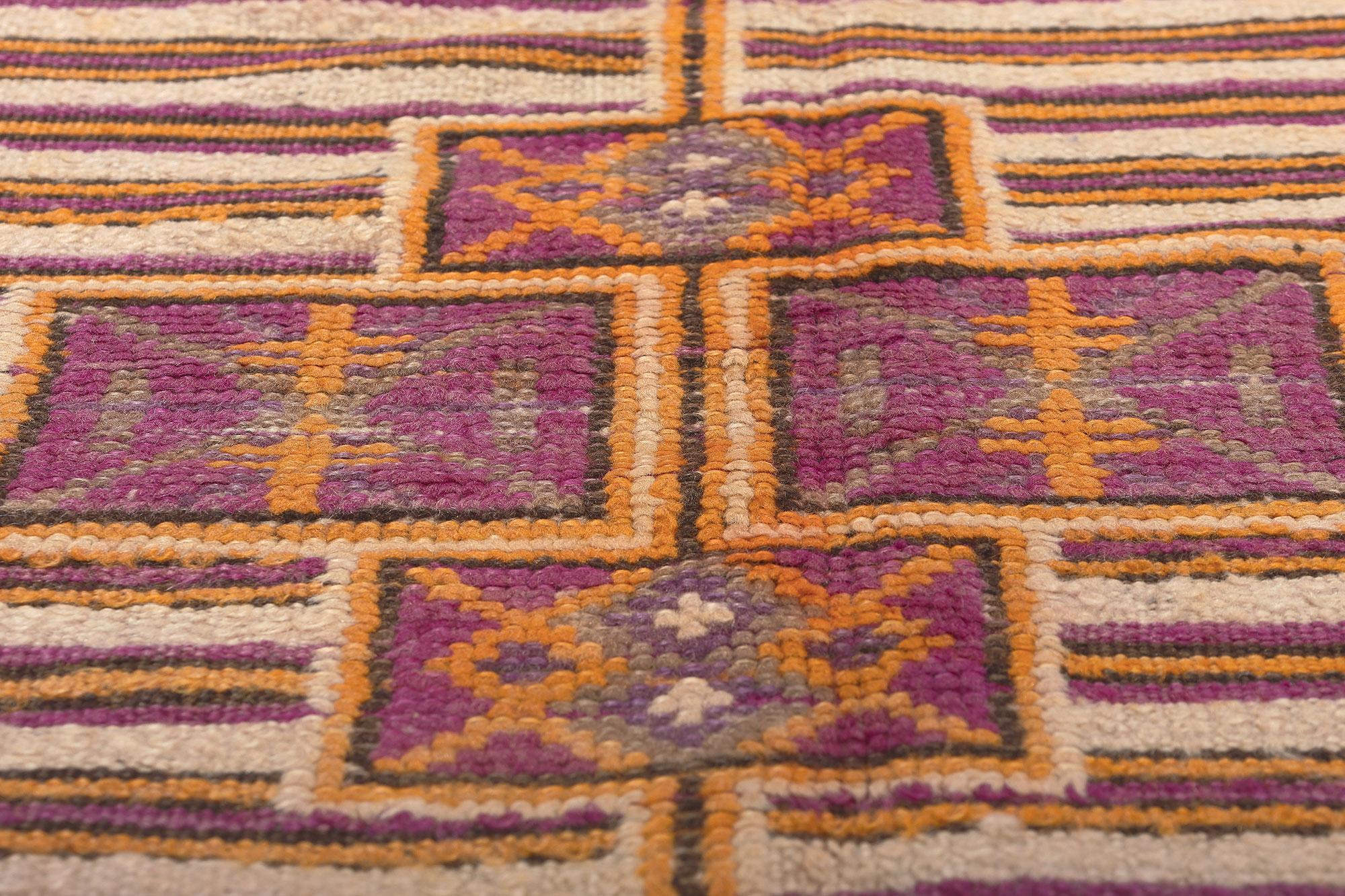 Vintage Talsint Moroccan Rug, Midcentury Modern Meets Bohemian Nomad In Good Condition For Sale In Dallas, TX