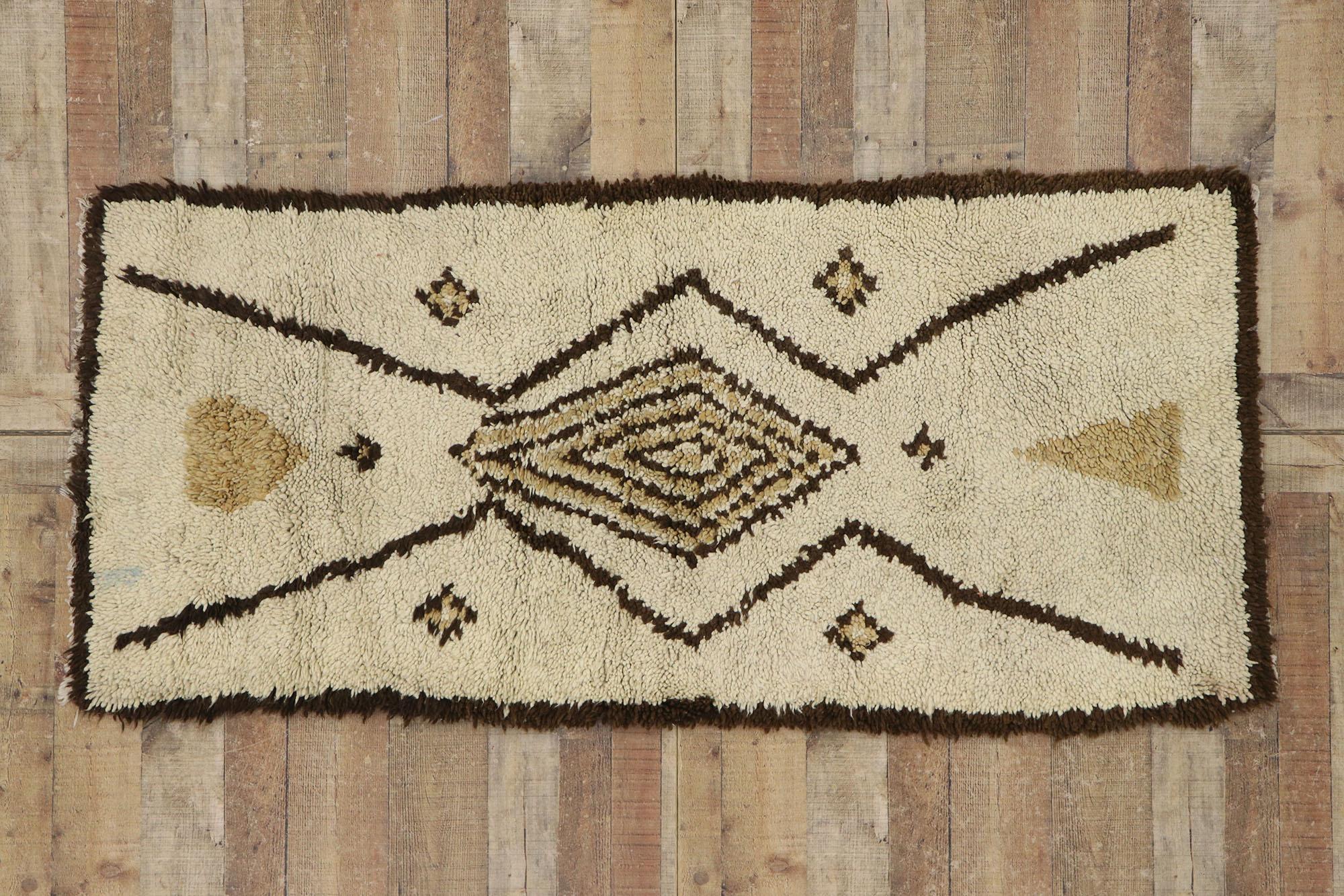 Vintage Berber Moroccan Rug with Mid-Century Modern Style 2