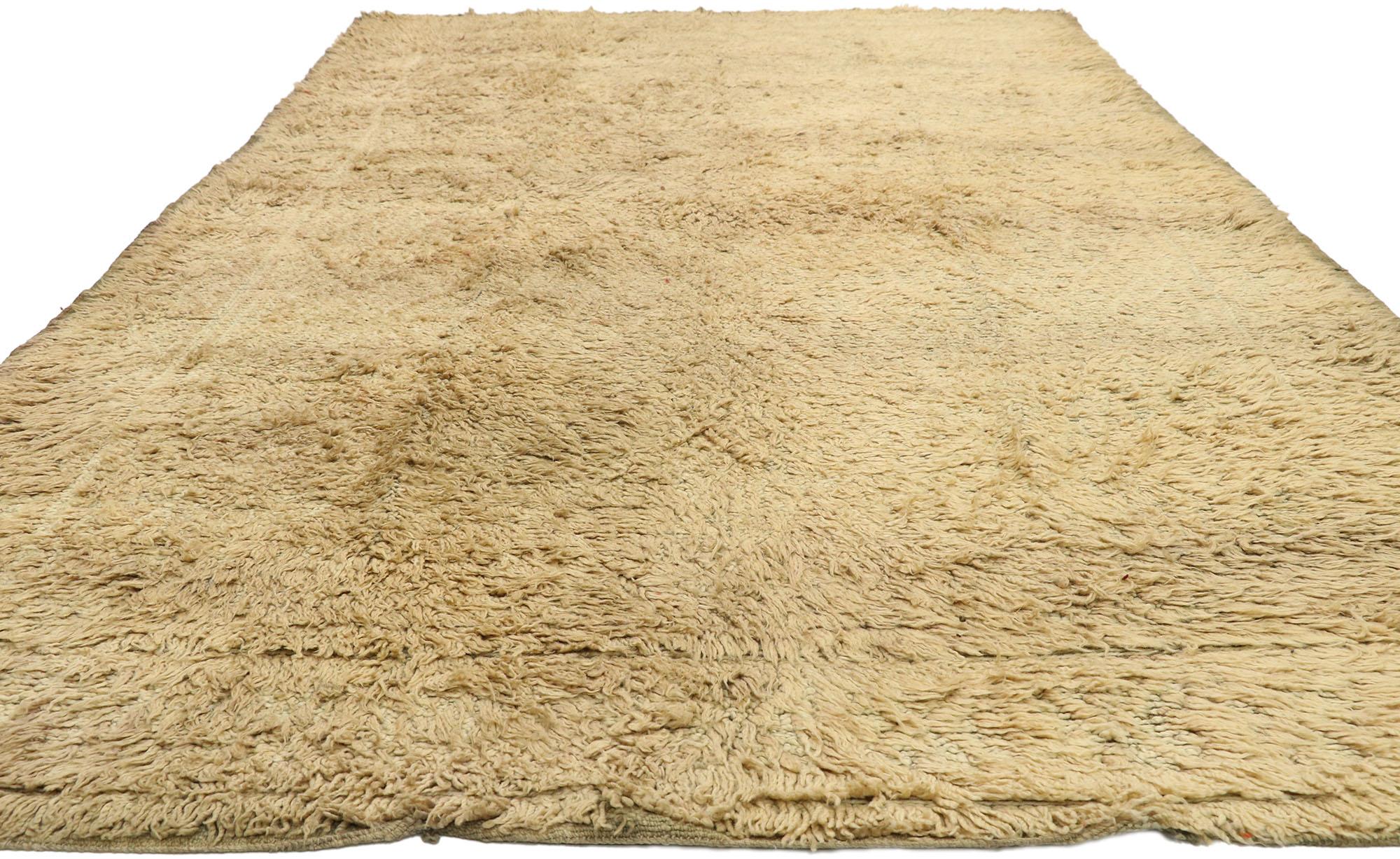 Modern Vintage Berber Moroccan Rug with Minimalist Style For Sale