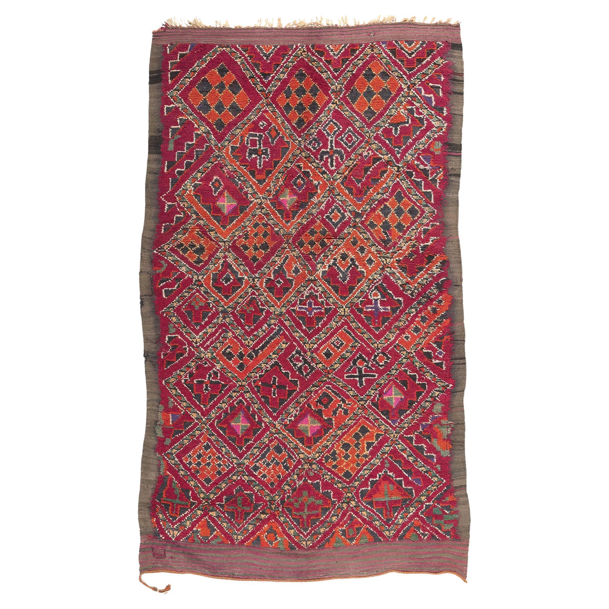 Marokkanischer Taznakht-Teppich im Vintage-Stil, Stammeskunst-Enchantment trifft auf Midcentury Modern-Stil