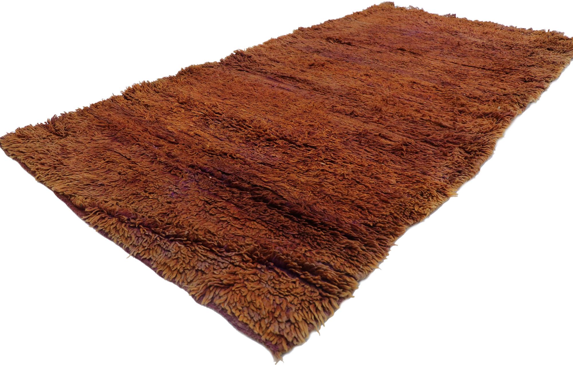 21582 Vintage Berber Moroccan rug with Modern Rustic style 03'05 x 06'08. With its simplicity, plush pile and Bohemian vibes, this hand knotted wool vintage Berber Moroccan rug is a captivating vision of woven beauty. Imbued with plum and terra