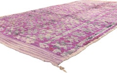 Lila Boujad Marokkanischer Vintage-Teppich, Boho Chic Meets Worldly Sophistication, Vintage