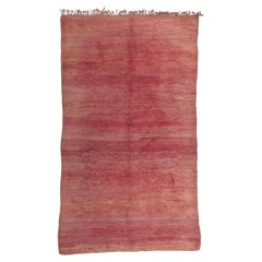 Vintage Pink Beni Mrirt Moroccan Rug, Nomadic Charm Meets Abstract Expressionism