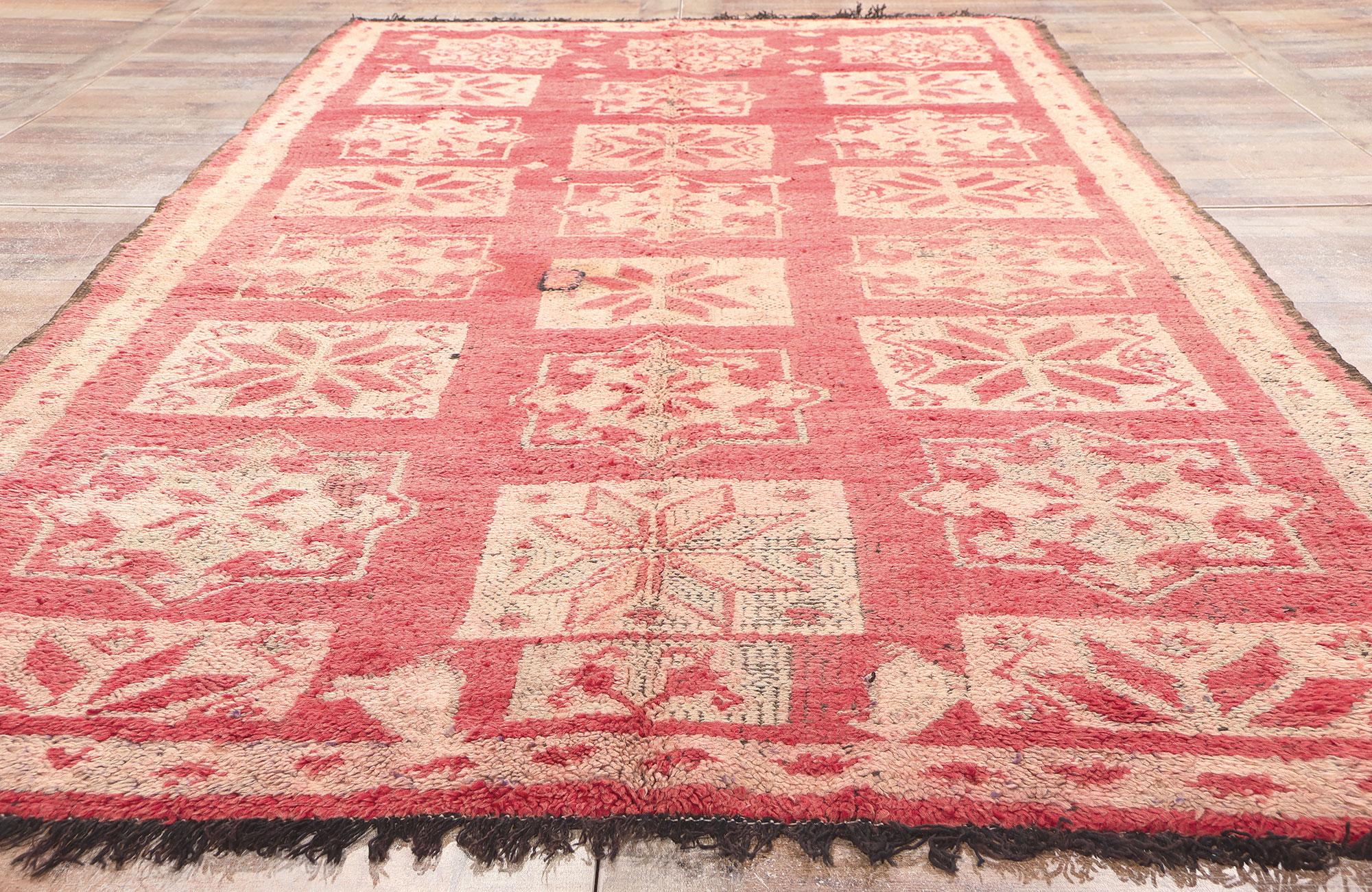 Vintage Boujad Marokkanischer Teppich im Angebot 1