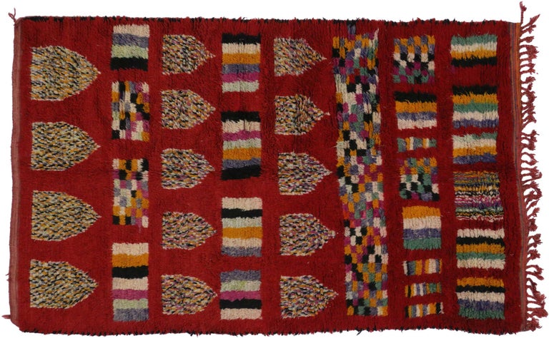 Vintage Berber Moroccan Rehamna Rug with Post-Modern Expressionist Style In Good Condition For Sale In Dallas, TX