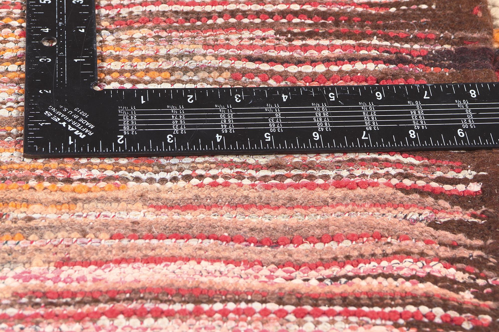 Annodato a mano Tappeto marocchino vintage rosso Boujad, l'incanto tribale incontra il Boho Chic in vendita