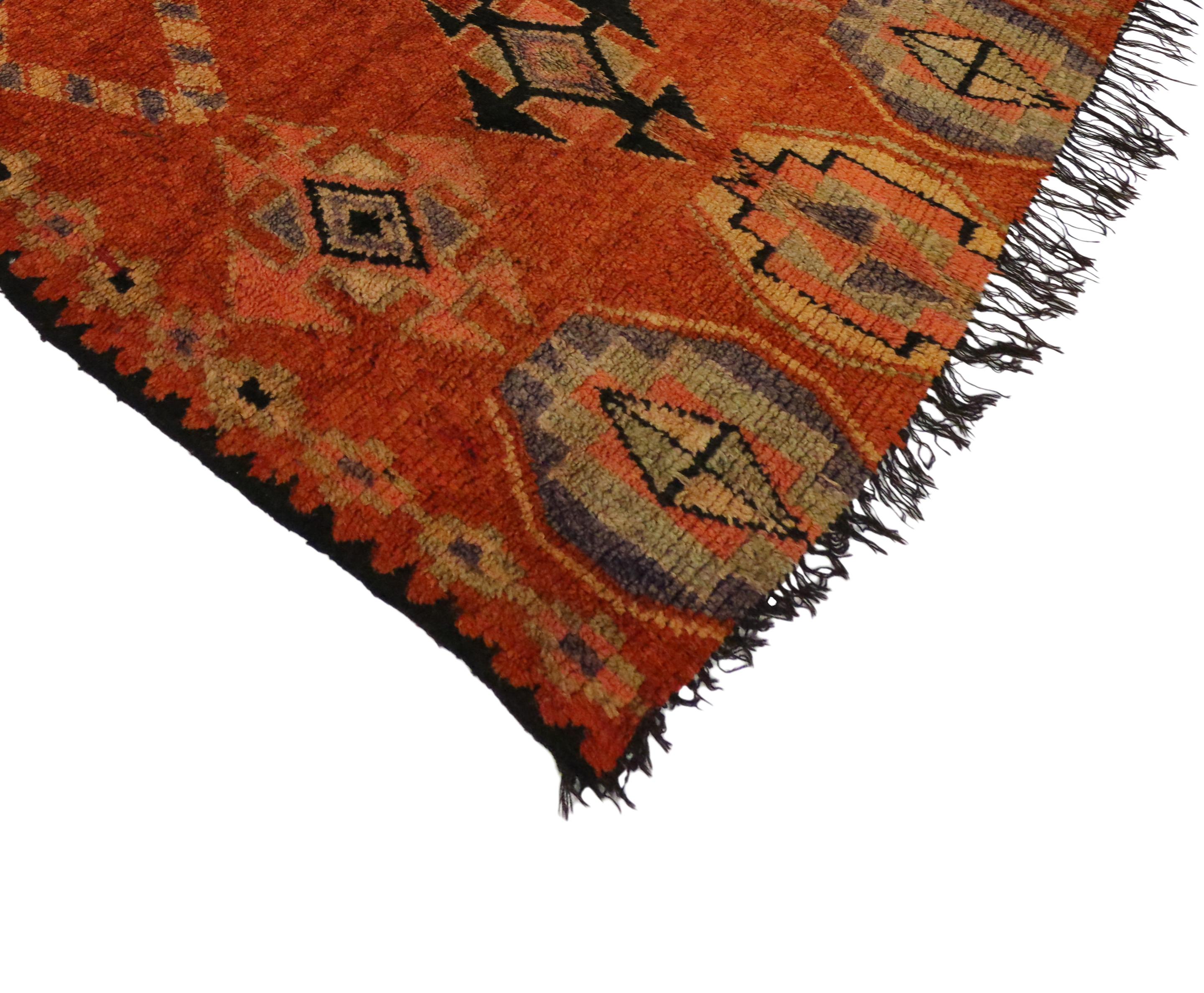 Vintage Berber Moroccan Rug with Tribal Style 3