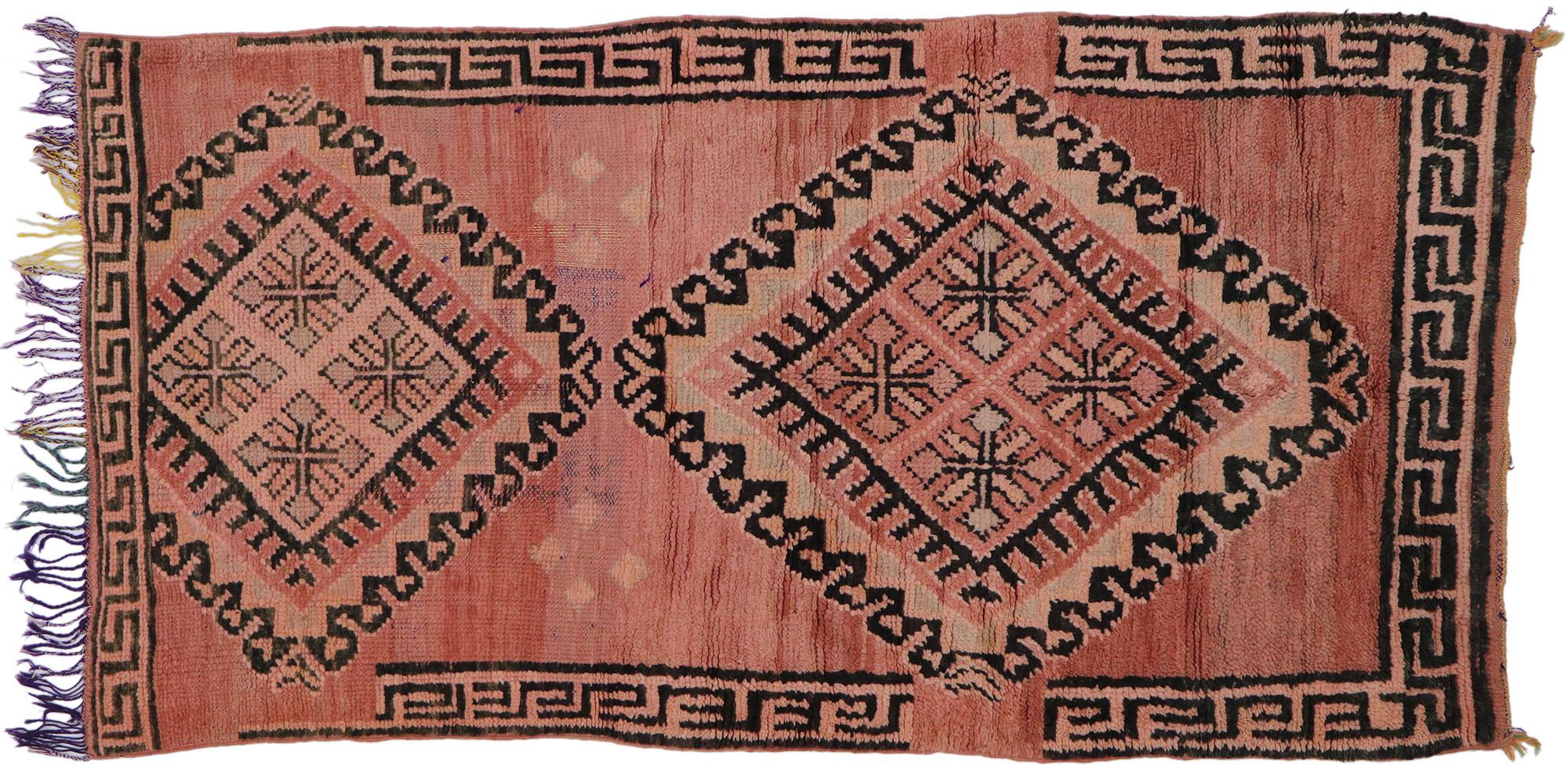 1960's Berber Boujad Moroccan Rug with Tribal Style For Sale 3